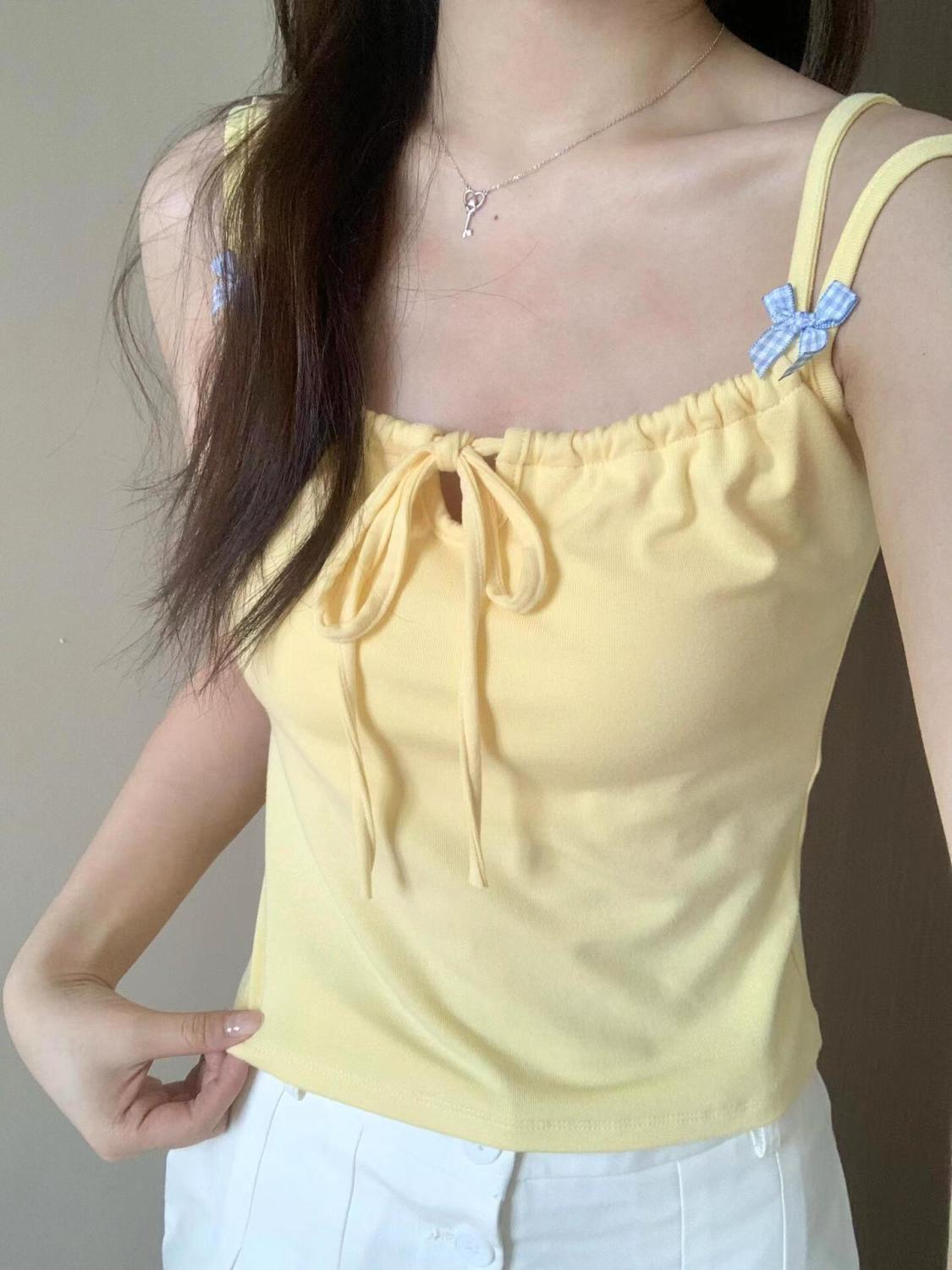 Padded Strap Hipster Niche Slim Fit Flab Hiding Vests