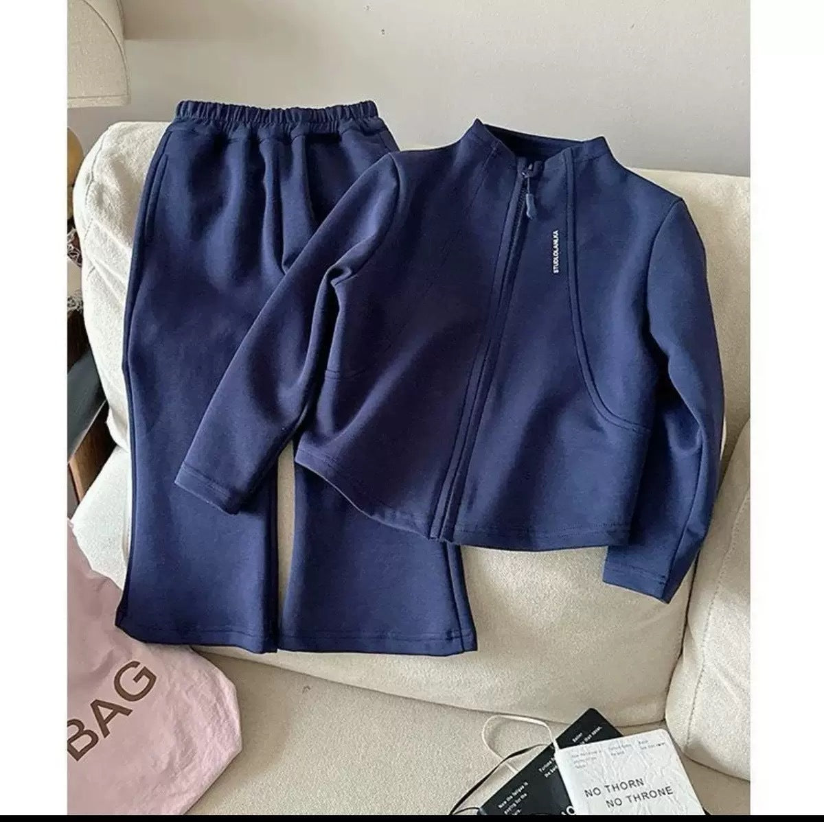 Children's Style Sweater Zipper Coat Bell-bottom Pants Stand Collar Two-piece Children's Suit
