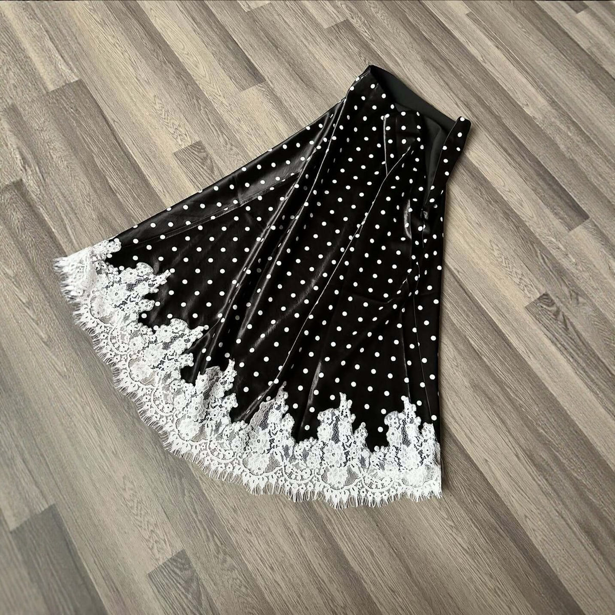 Women's Polka Dot Lace Fishtail Elegant Midi Skirt