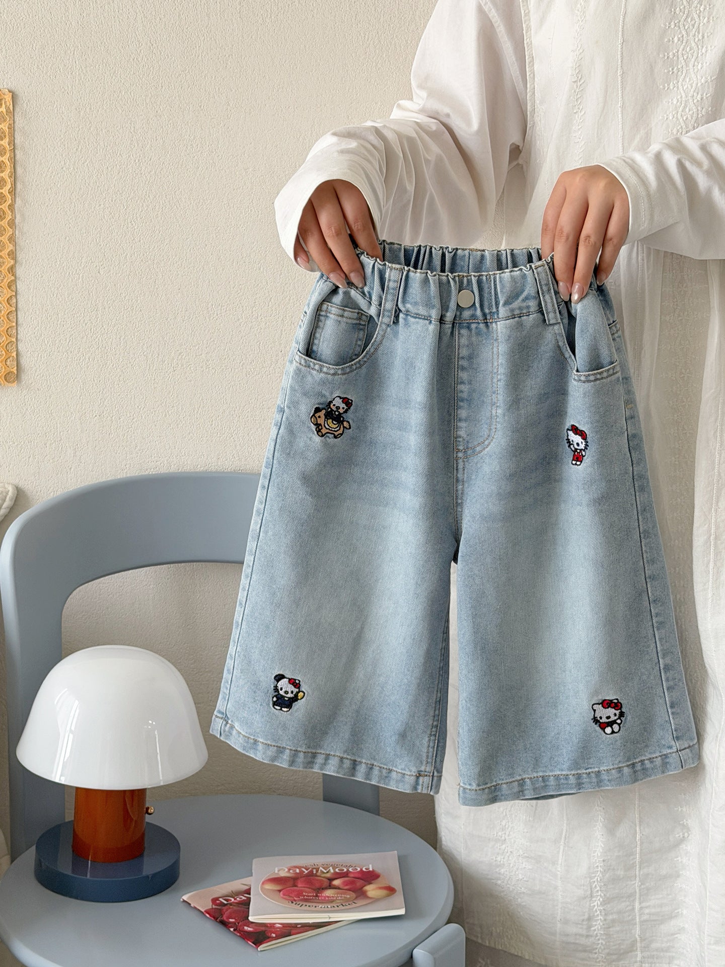 Summer Denim Thin Fashionable Embroidery Outer Shorts Children's Pants