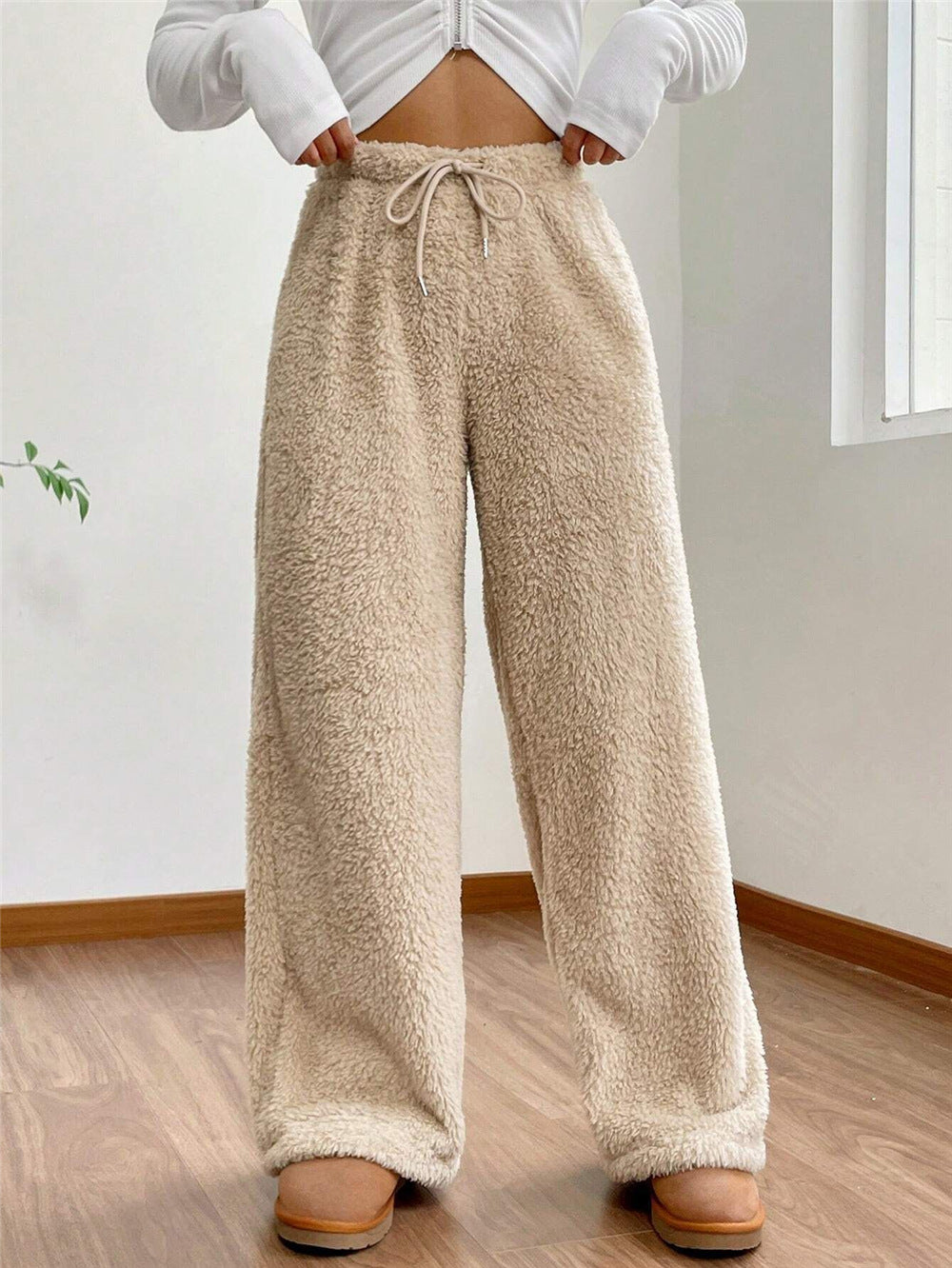 Women's Solid Color Fashion Plush Loose Casual Pants