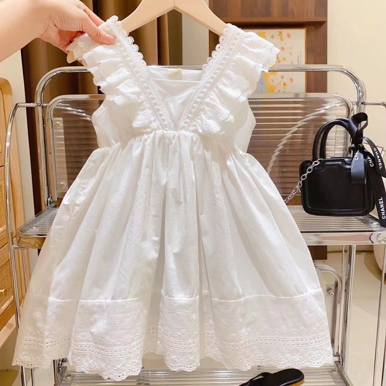 Elegant White Princess Hemming Vest Summer Children's Dress