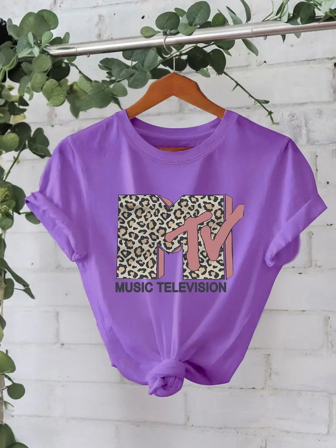 Classy Women's Letter Print Fashion Cotton Women's T-shirt