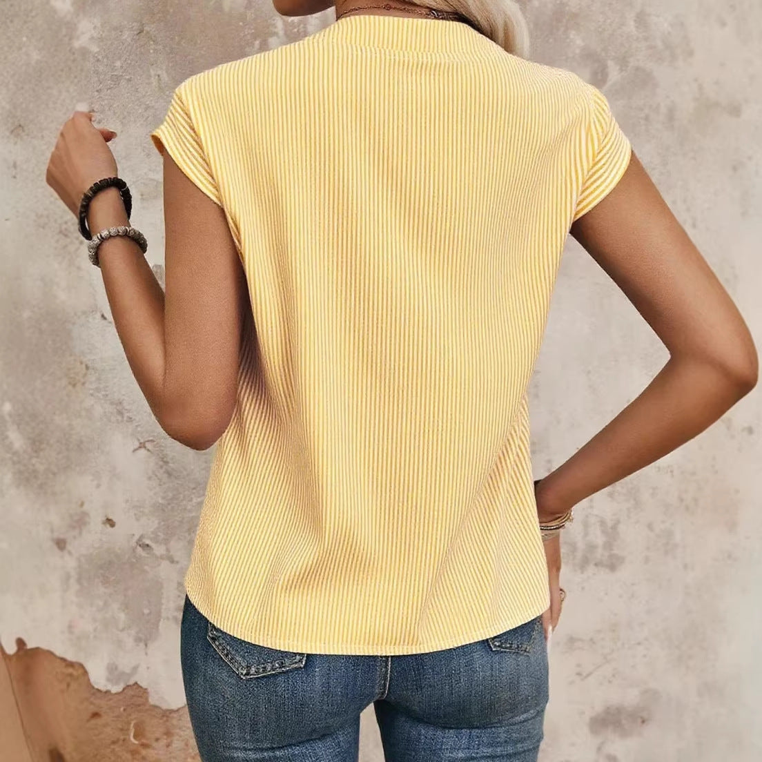 Women's Summer Sleeveless Shirt Simple Striped Fashionable Tops