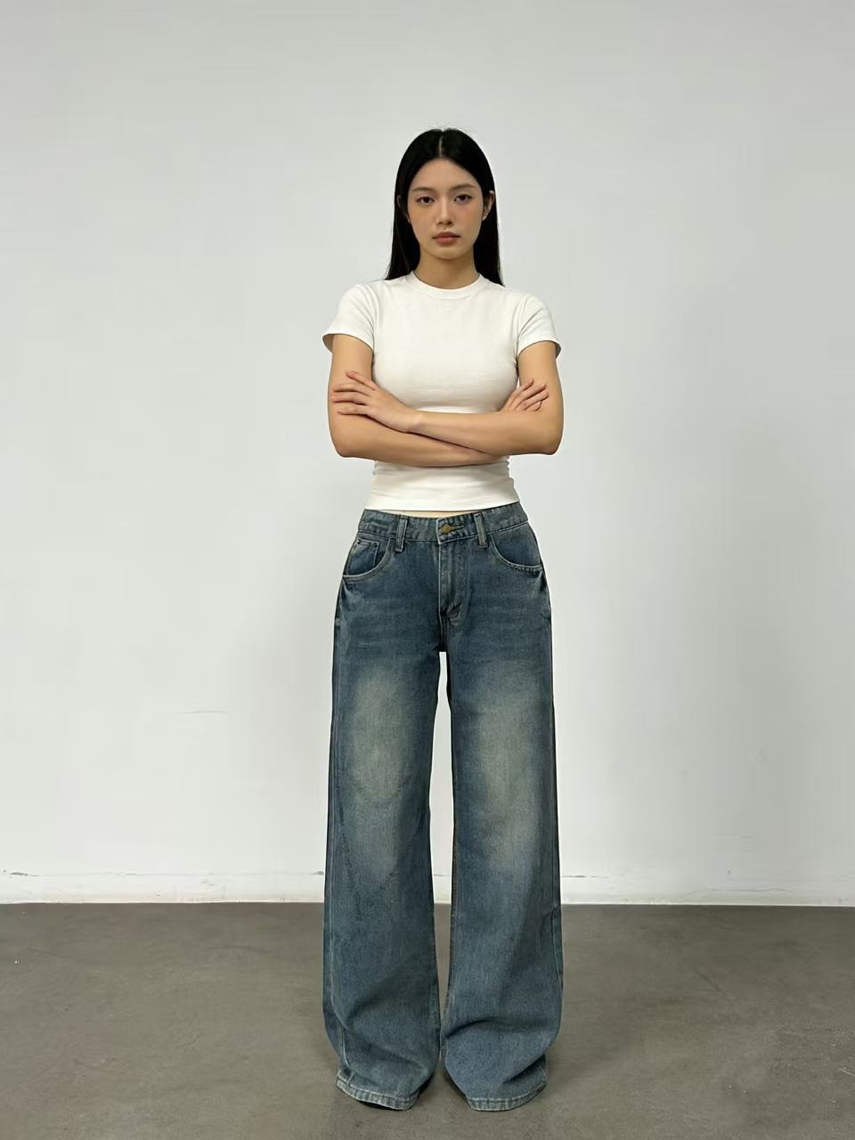 Women's Retro Washed Pleated Cat Beard Loose Jeans