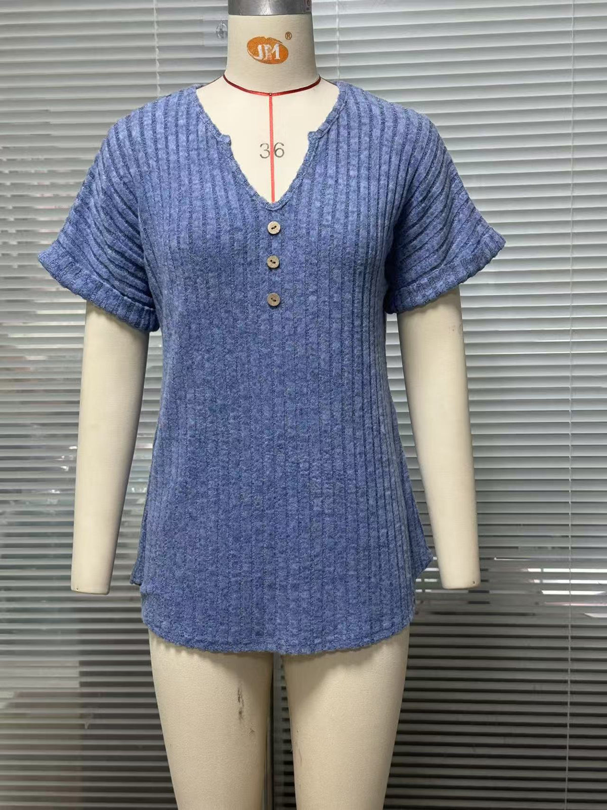Solid Color Button Loose Sunken Stripe Shorts