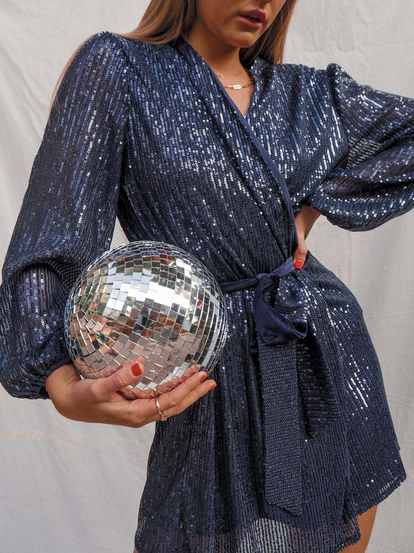Women's Sequined Mini Slim Dress Collar Long-sleeved Bubble Sleeve Glitter Wrap-around Skirt