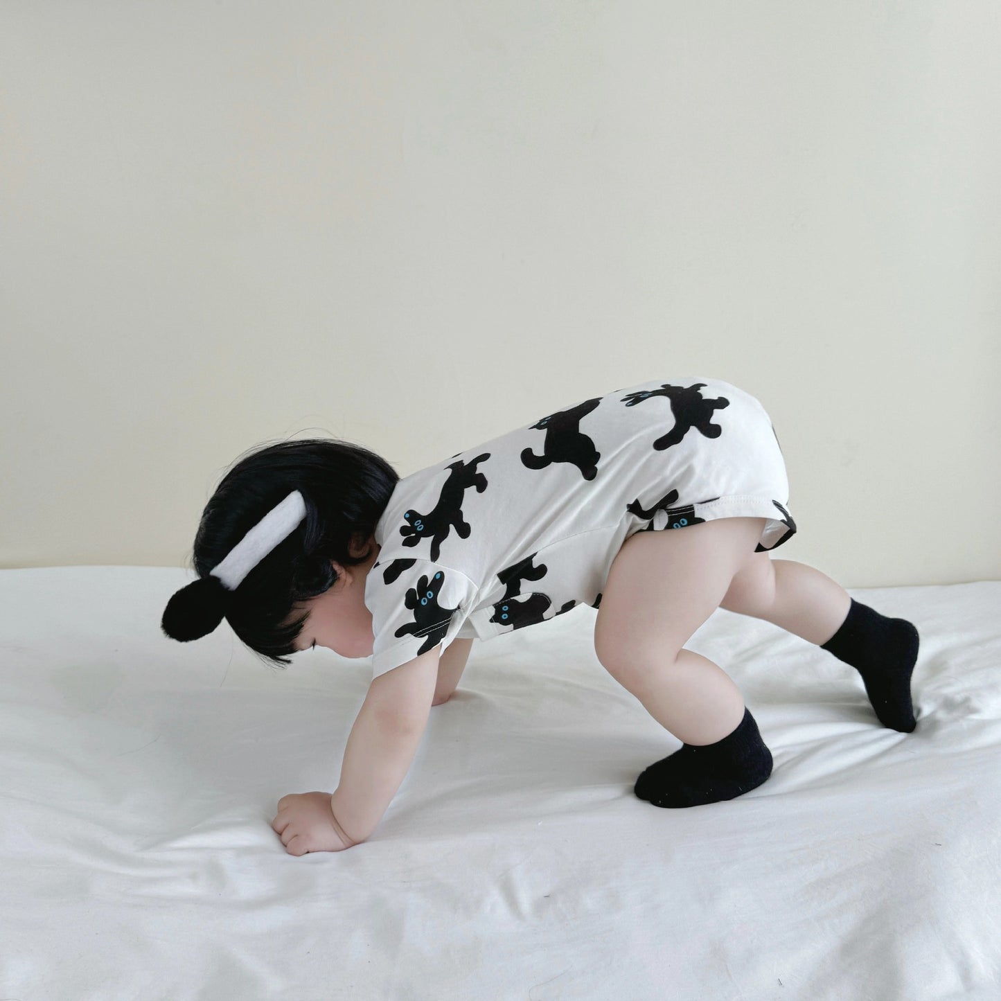Short Sleeve Rompers Super Fashionable Crawling Jumpsuit Boy Out Cute Jumpsuit, Climbing Suit