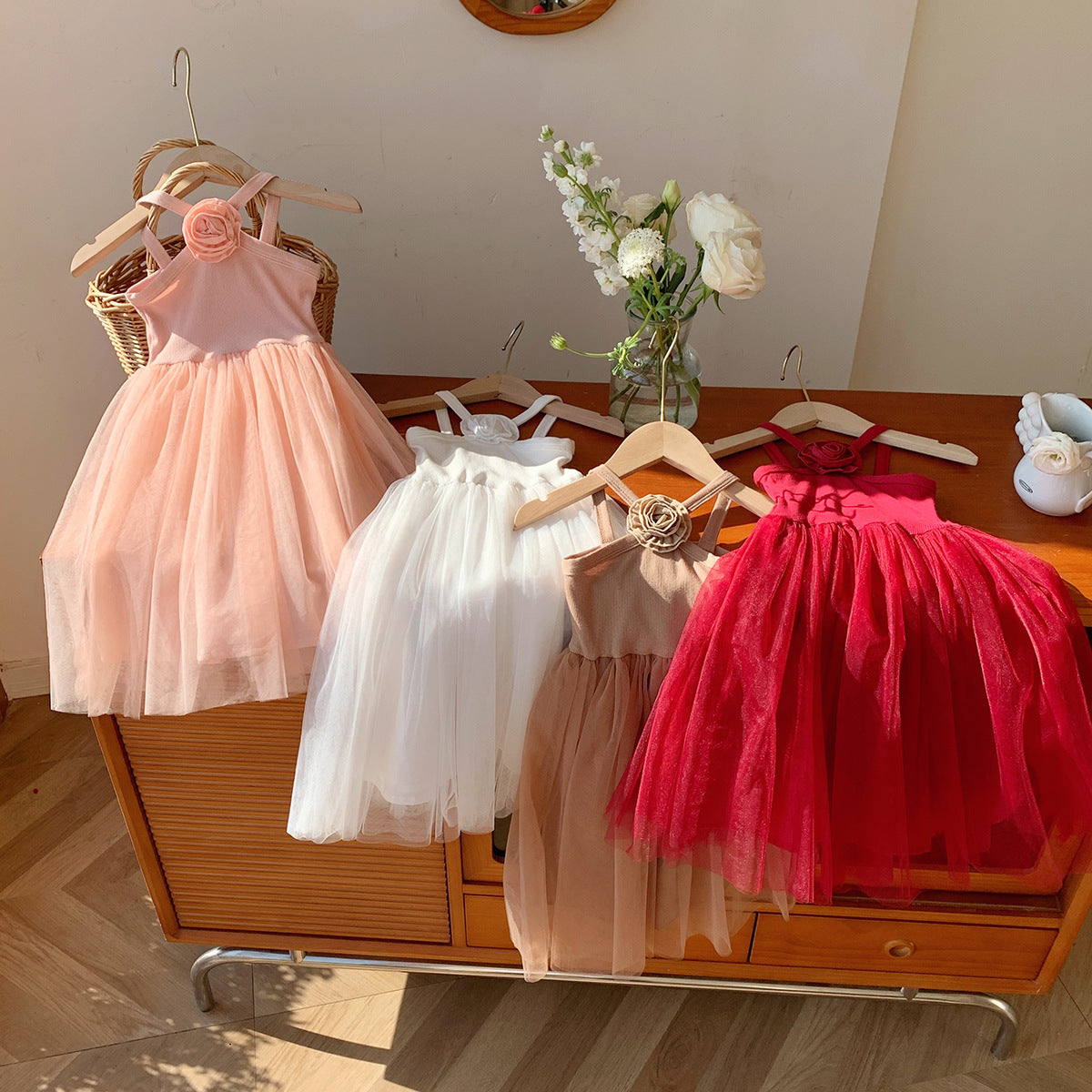 French Rose Strap Sweet Western Style Mesh Children's Dress