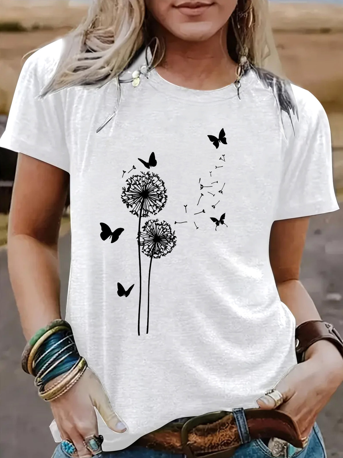 Women's Dandelion Pattern Round Neck Sleeve Casual Shorts