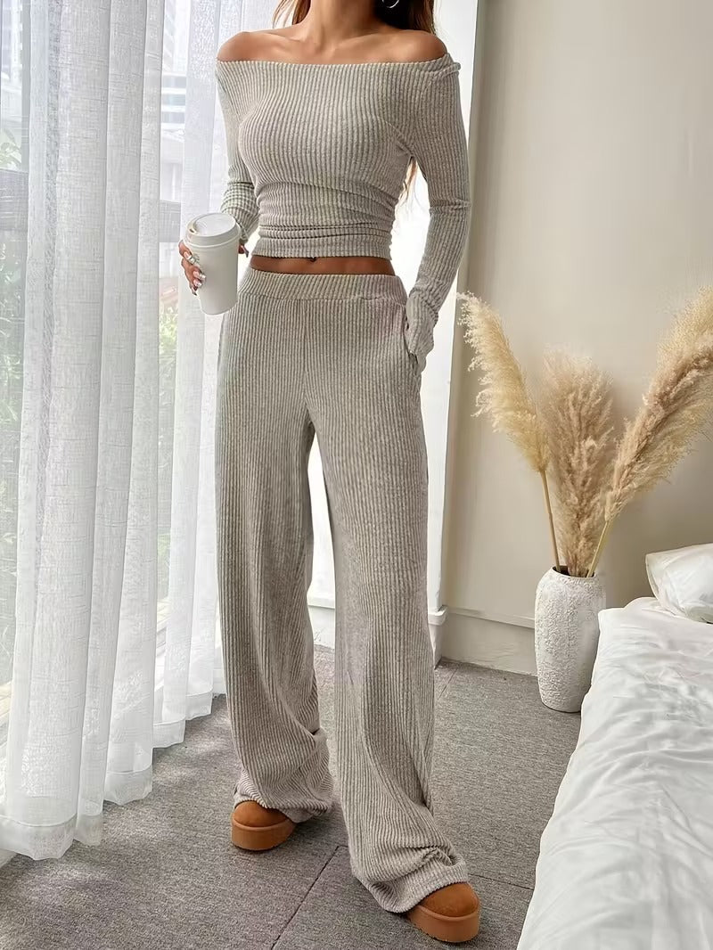 Women's Solid Color Elegant Two-piece Round Neck Pants