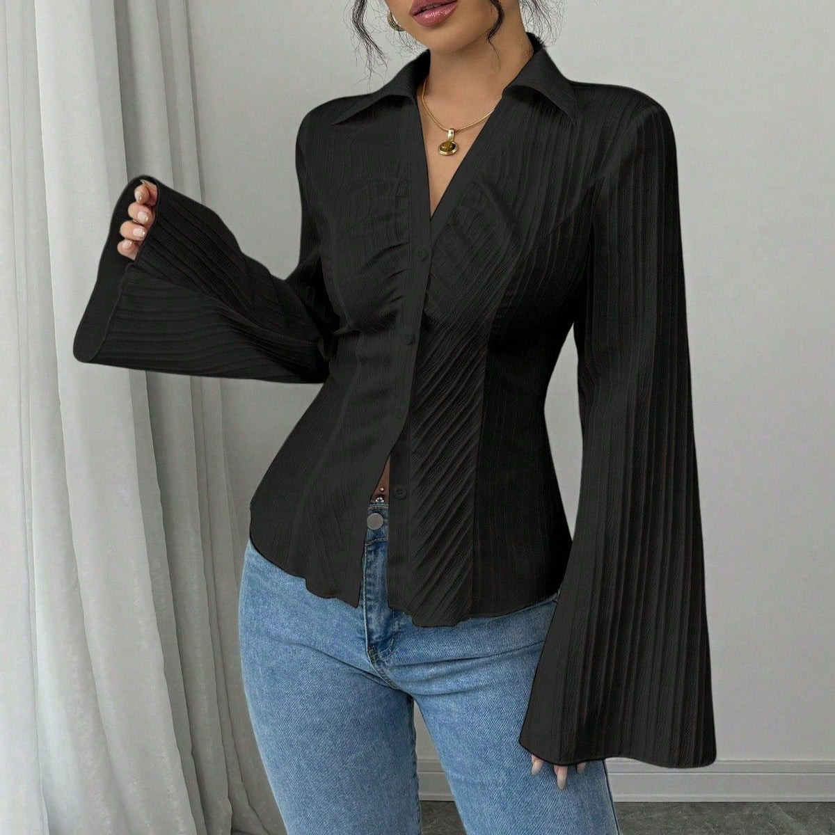 Women's European Elegant Single-breasted Solid Color Striped Blouse