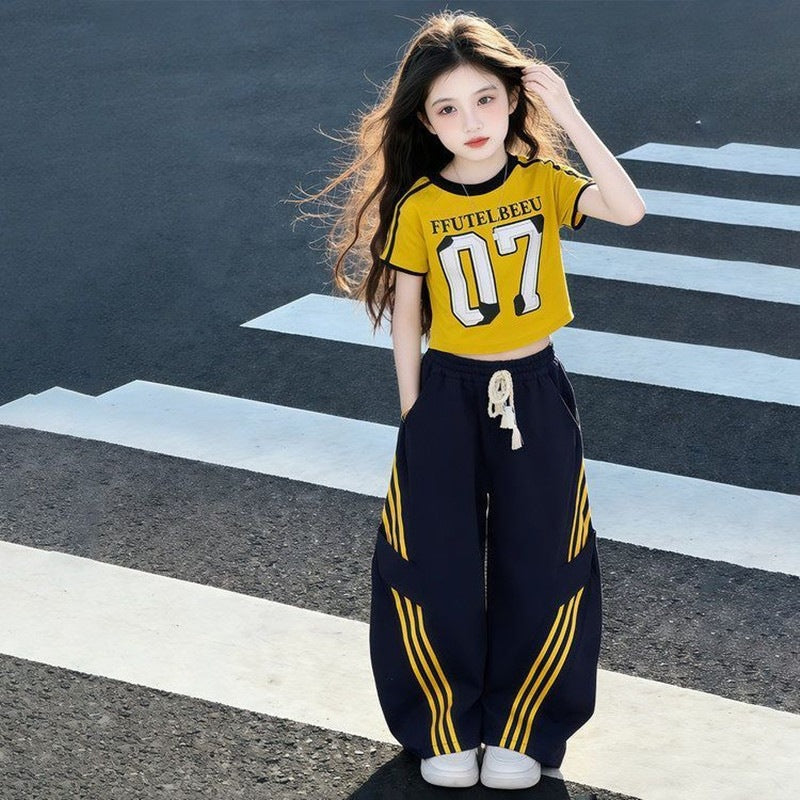 Children's Short-sleeved Summer Fashion Casual Cropped T-shirt Trousers Two-piece Children's Suit