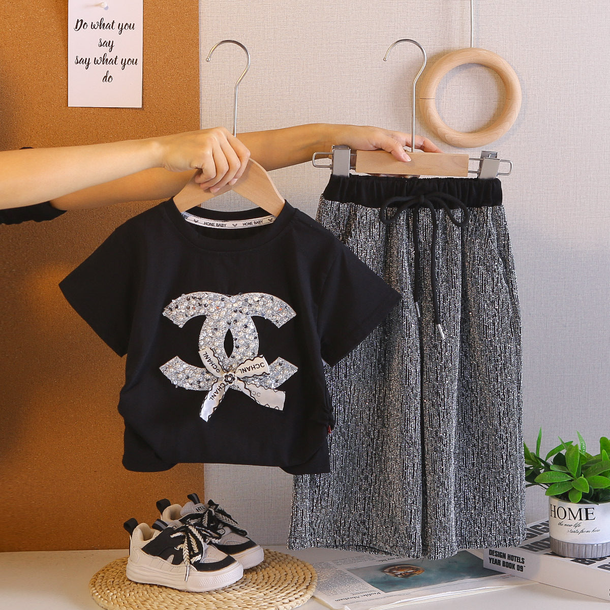 Children's Summer Fashion Short-sleeved Trousers Two-piece Tide Children's Suit