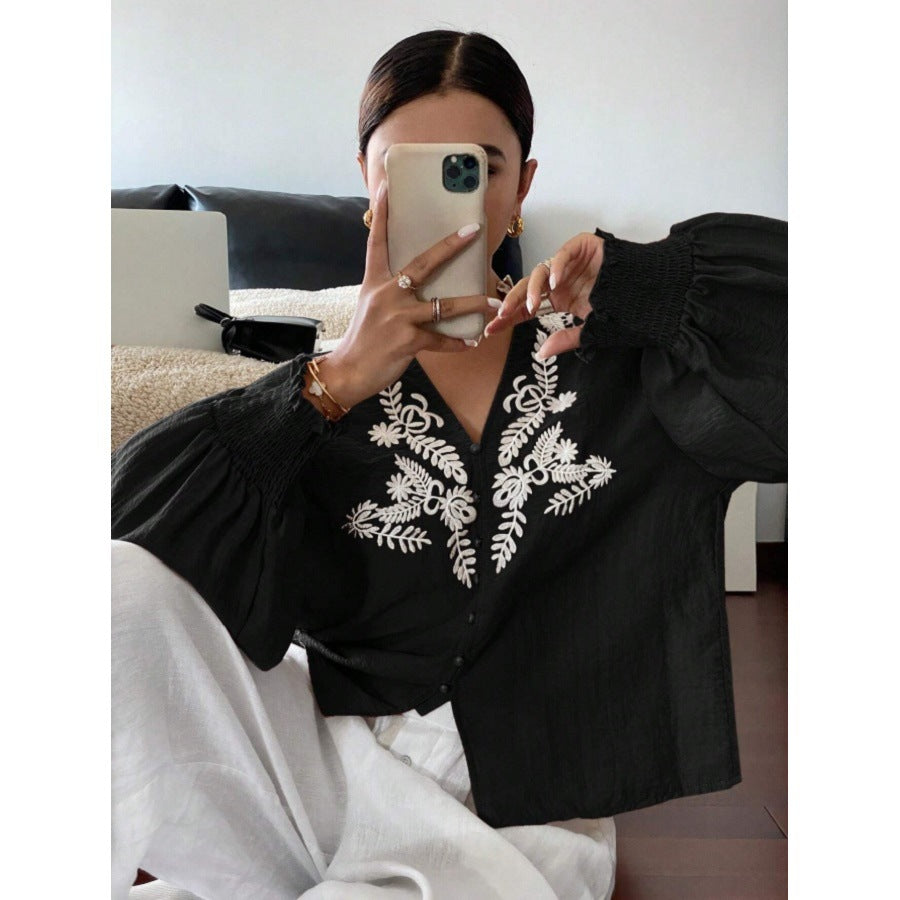 Women's Autumn Embroidered Floral Button Long Sleeve Blouse