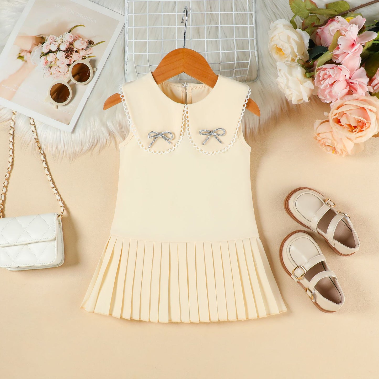 Summer Fashionable Collar Bow Diamond Sleeveless Pleated Skirt Sweet Children's Dress