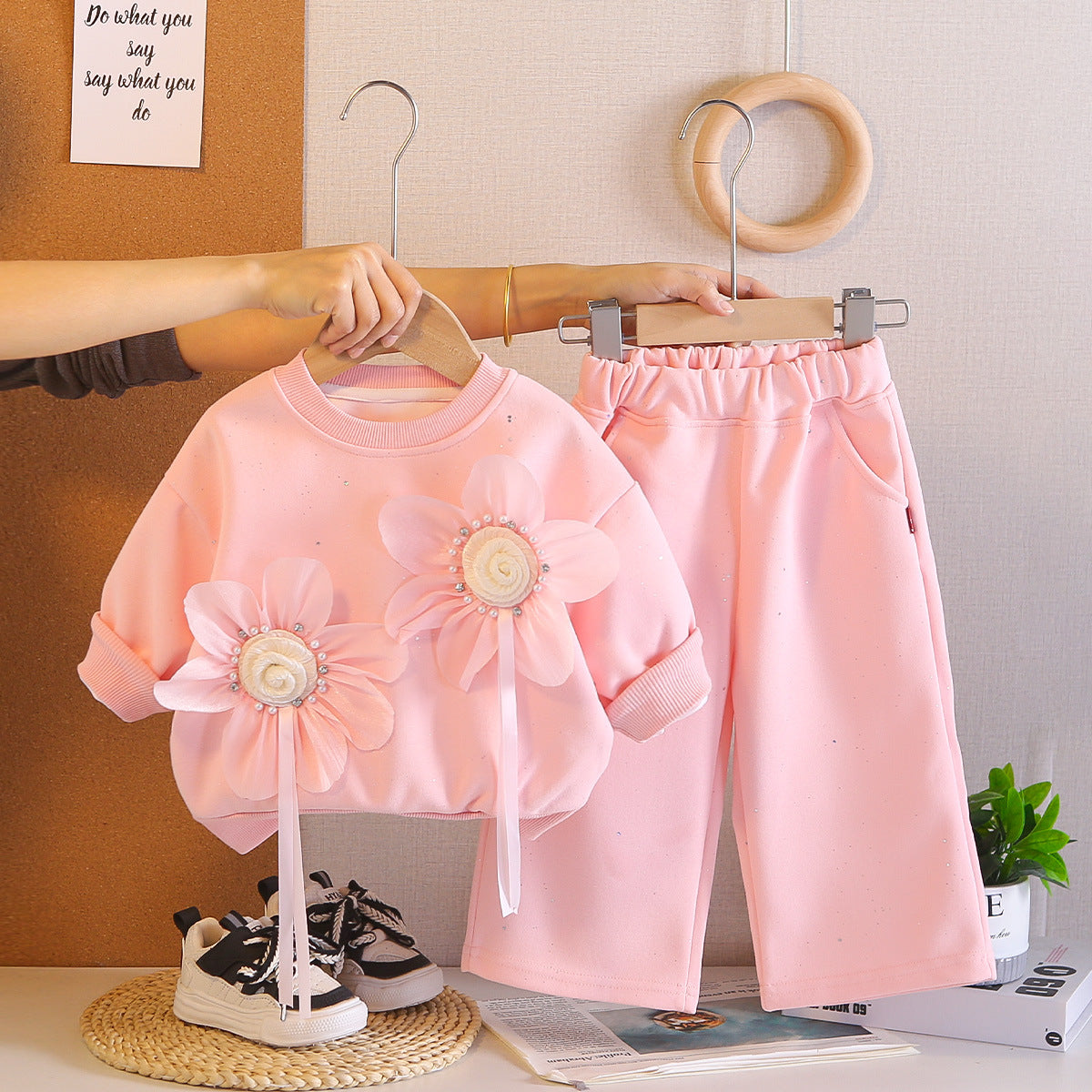 Children's Spring Suits Sweater Fashionable Long-sleeved Two-piece Children's Suit
