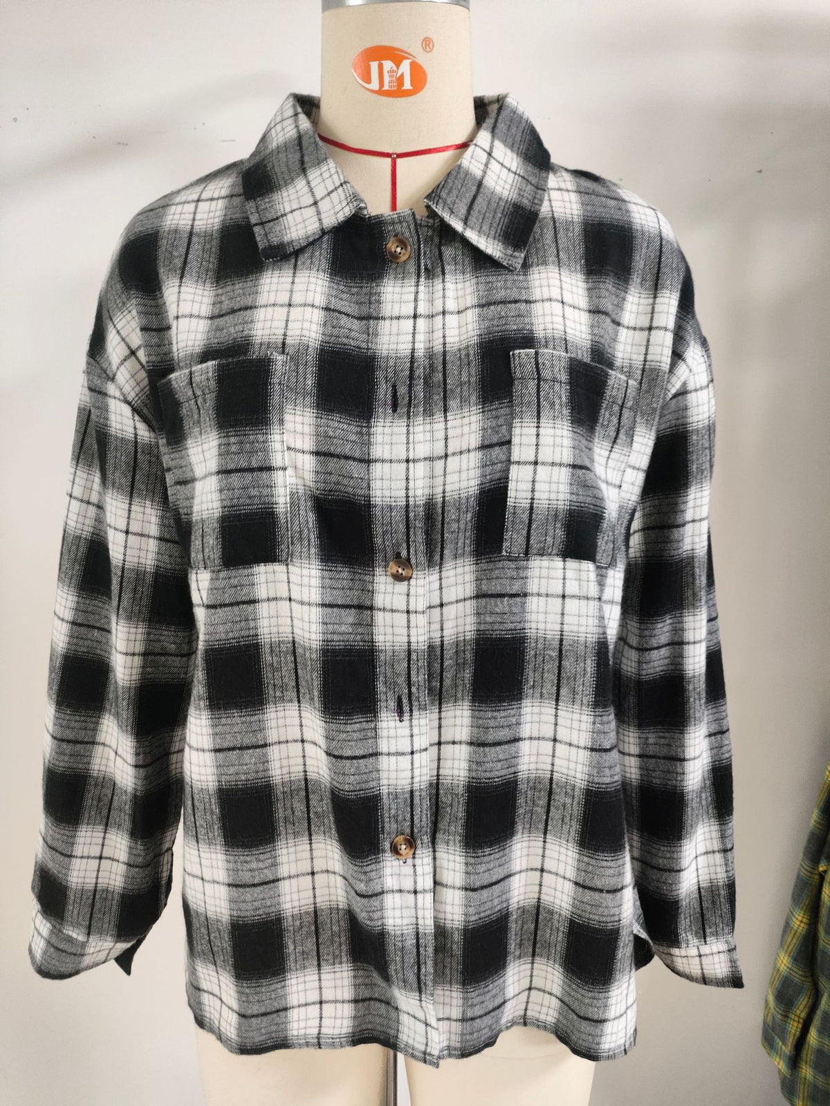 Women's Lapel Long Sleeve Pocket Button Plaid Shirt Tops