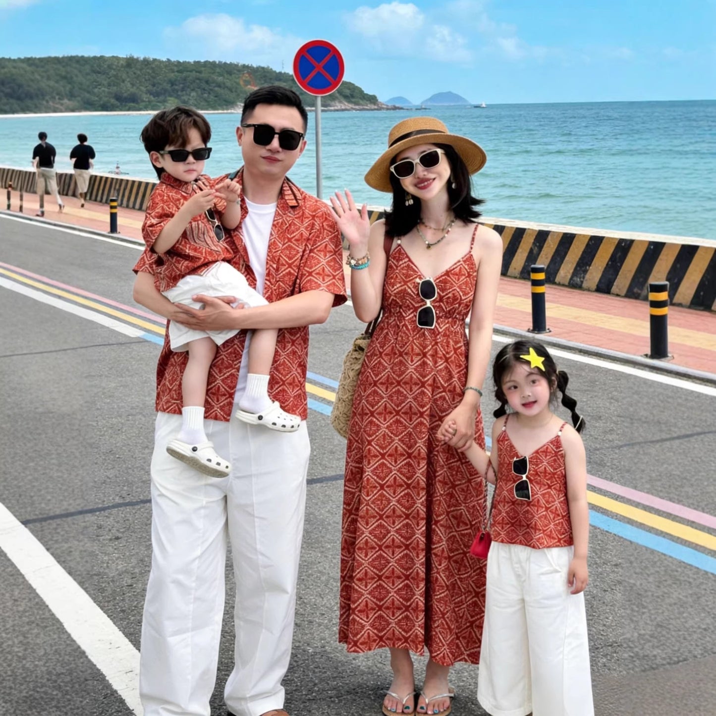 Suit Family Of Three Red Small Floral Shirt Dress Seaside Parent-child Outfit