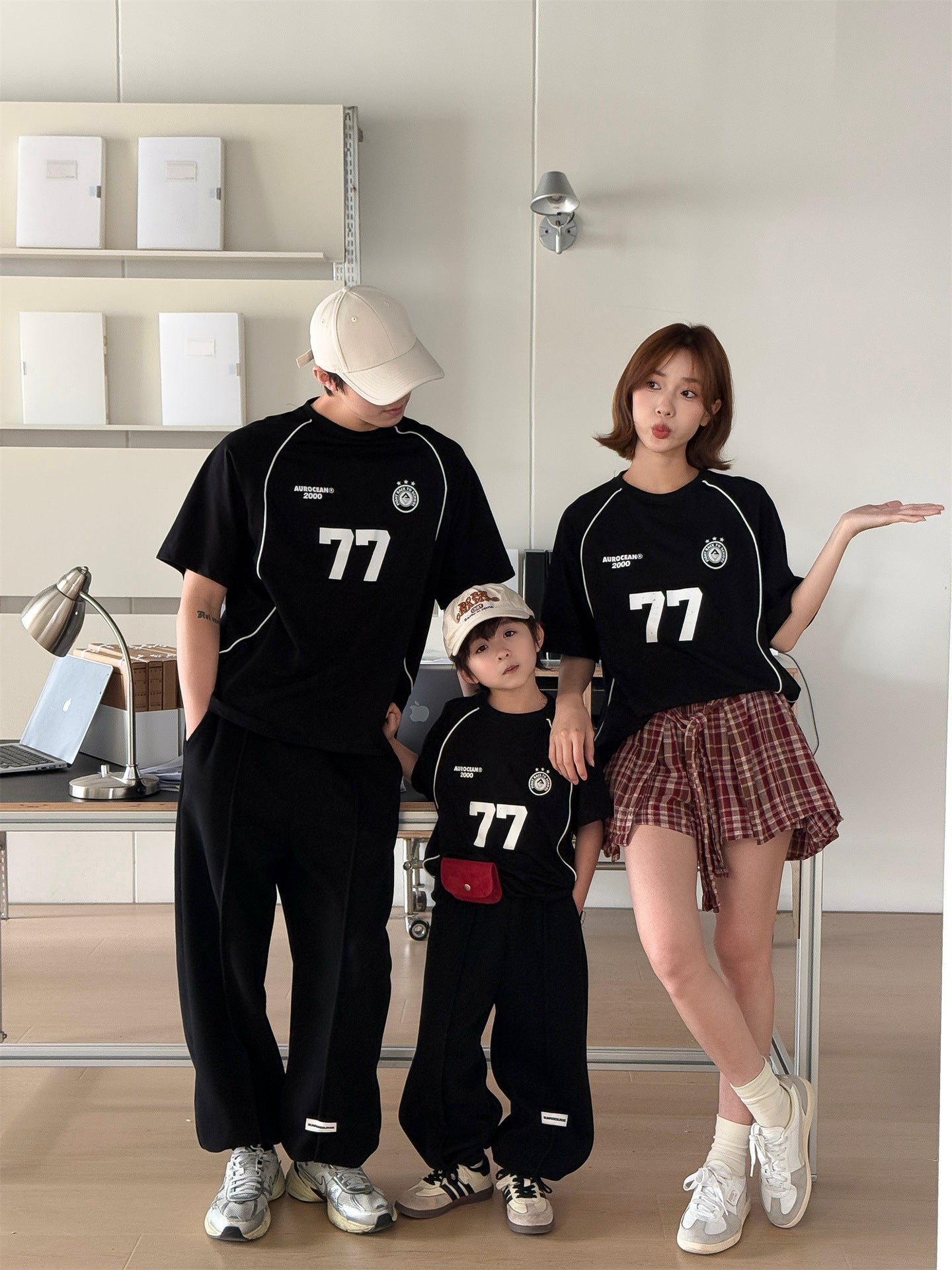 Children's Style Loose Boy Mixed Color Stripe Digital Family Wear Short Parent-child Outfit