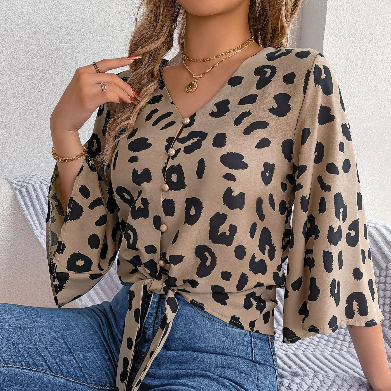 Popular Classy Women's Casual Leopard Print Tops