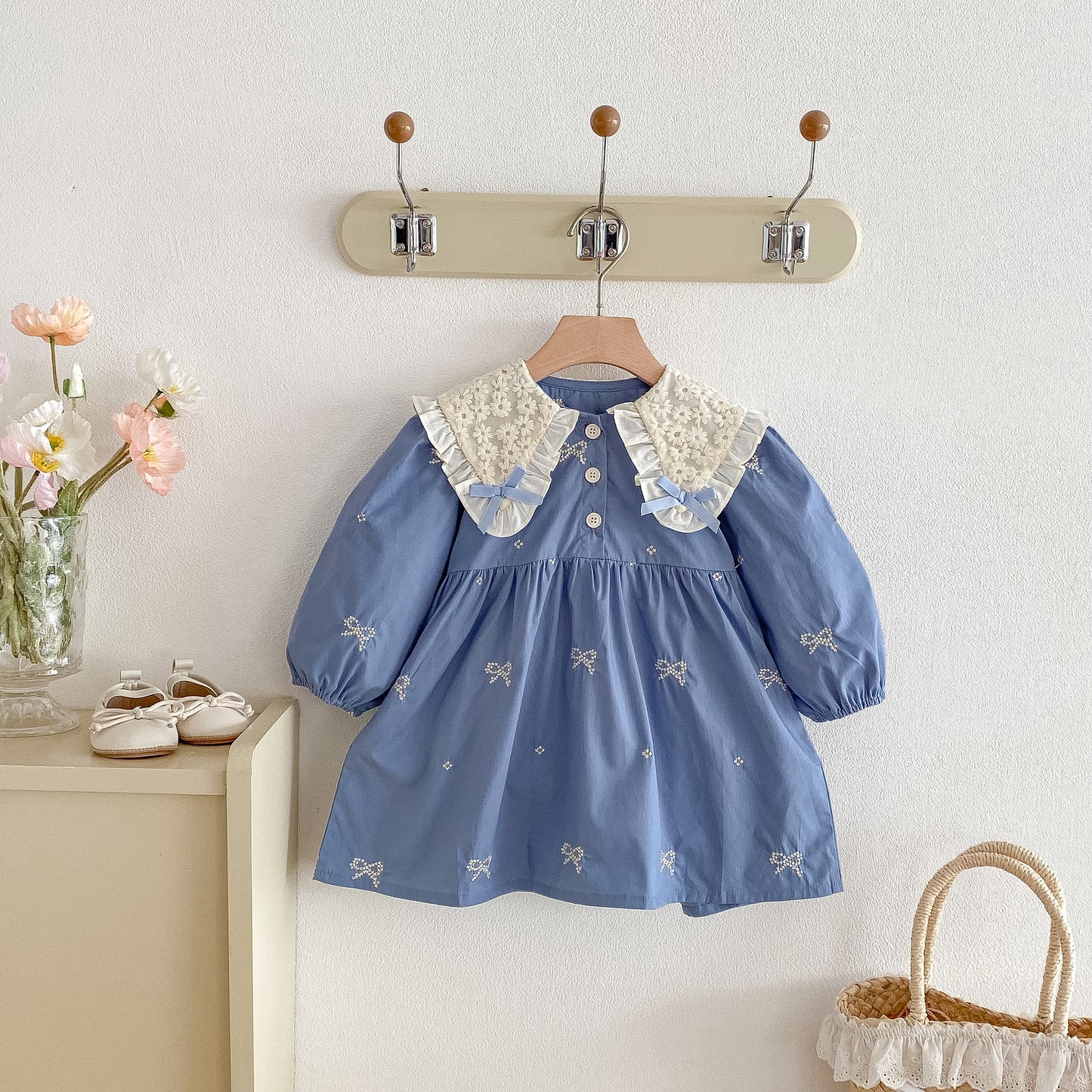 Children's Style Long Sleeve Bowknot Embroidered Princess Children's Dress