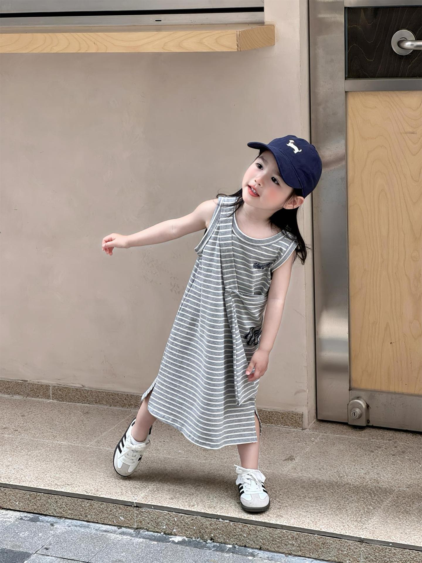 Casual Gray Striped With Bag Slit Hemline At Hem Long Children's Dress