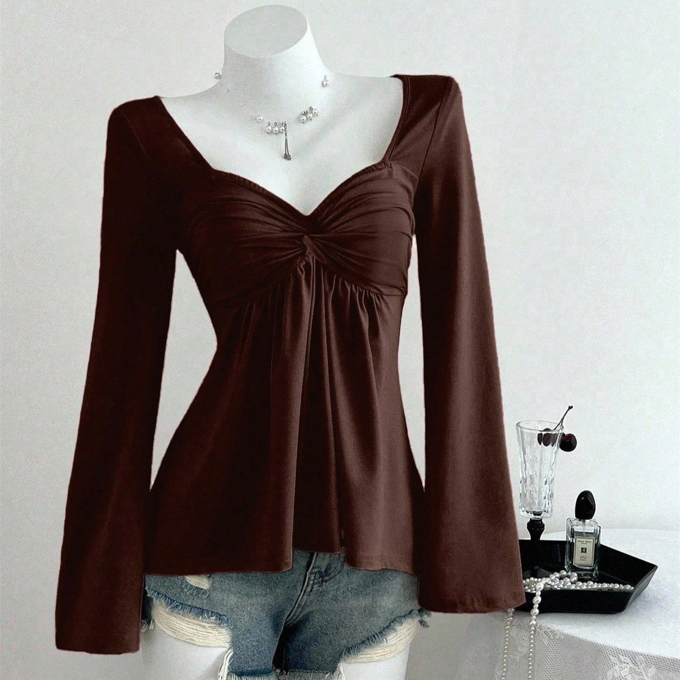 Women's French Style Design Chest Twist Fashionable Temperament Tops