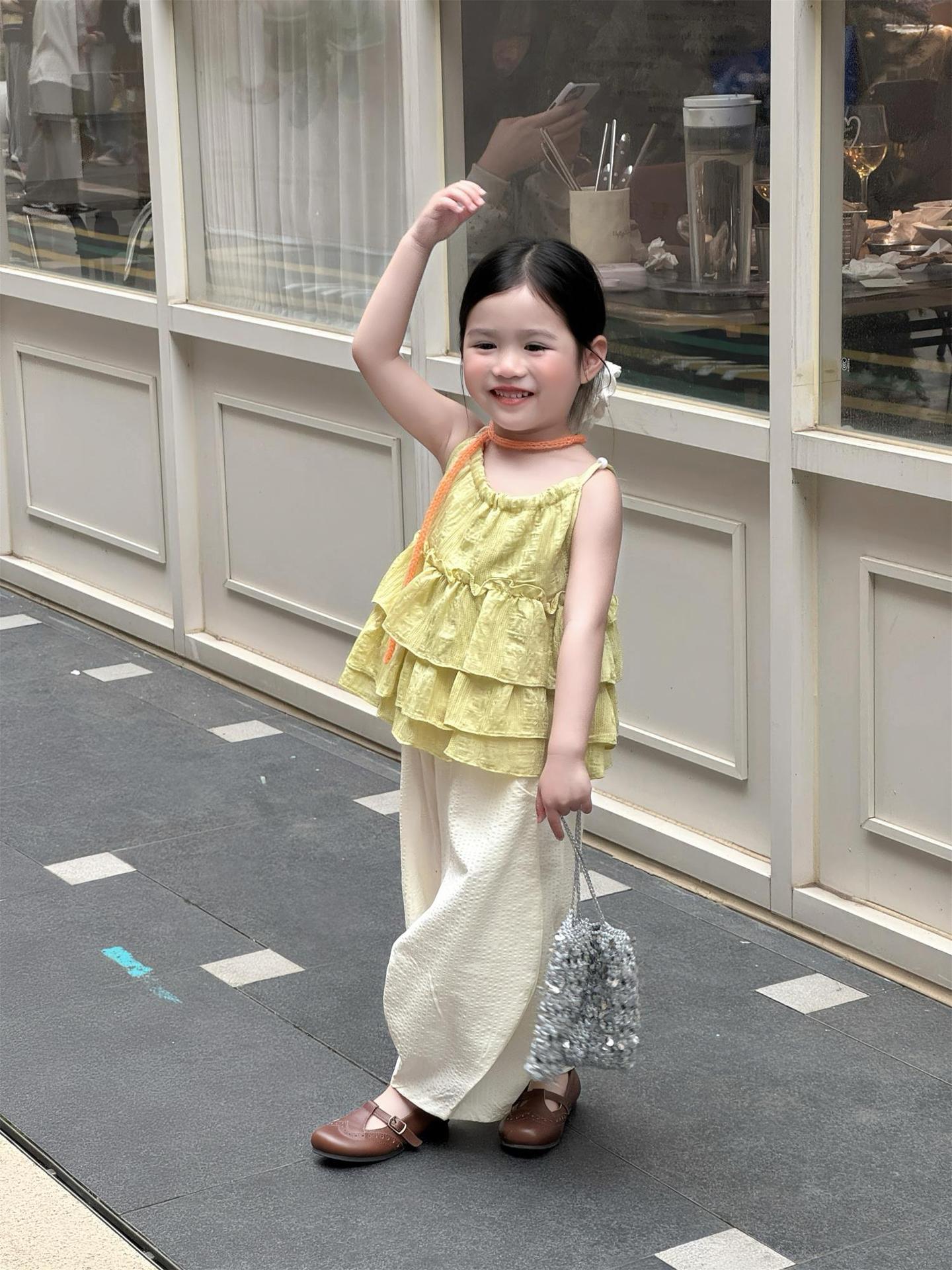 Fresh Avocado Color Ruffled Spaghetti Straps Top Bubble Pinstripe Loose Children's Suit