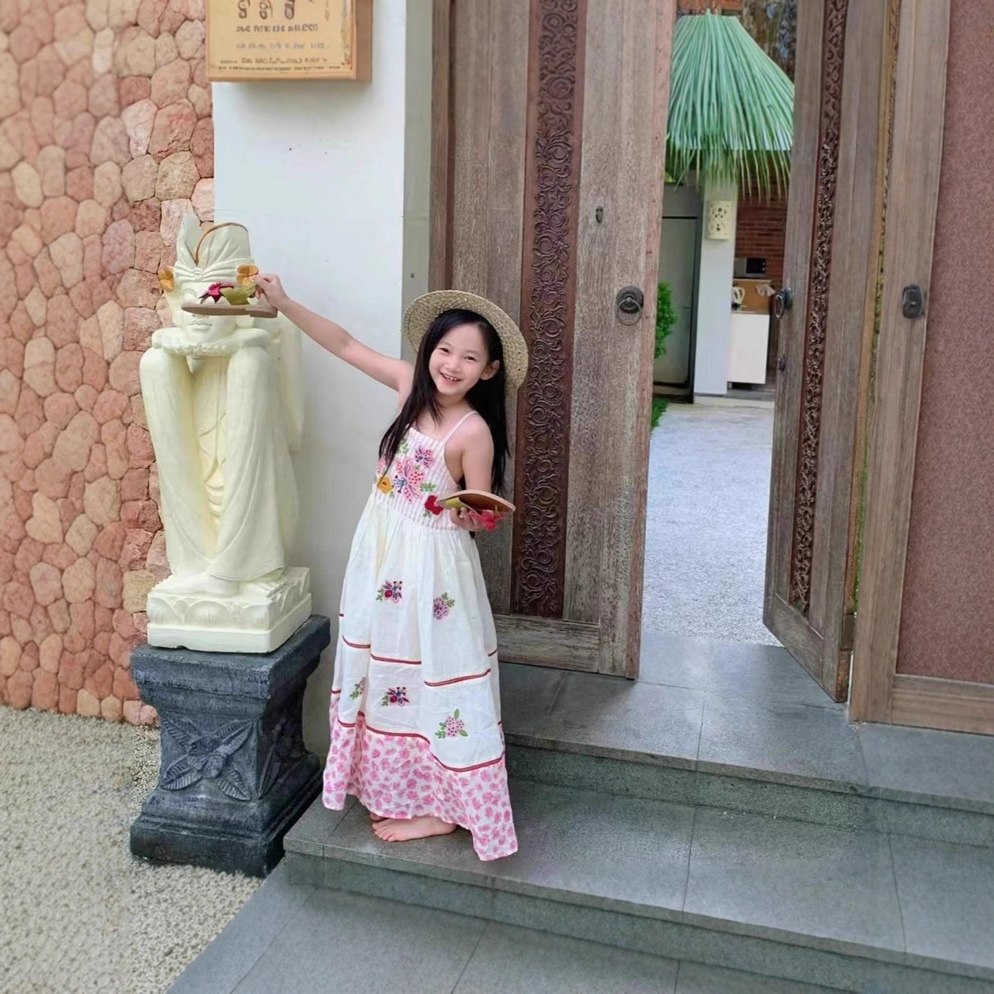 Children's Summer Seaside Vacation Tourism Dopamine Handmade Embroidery Children's Dress
