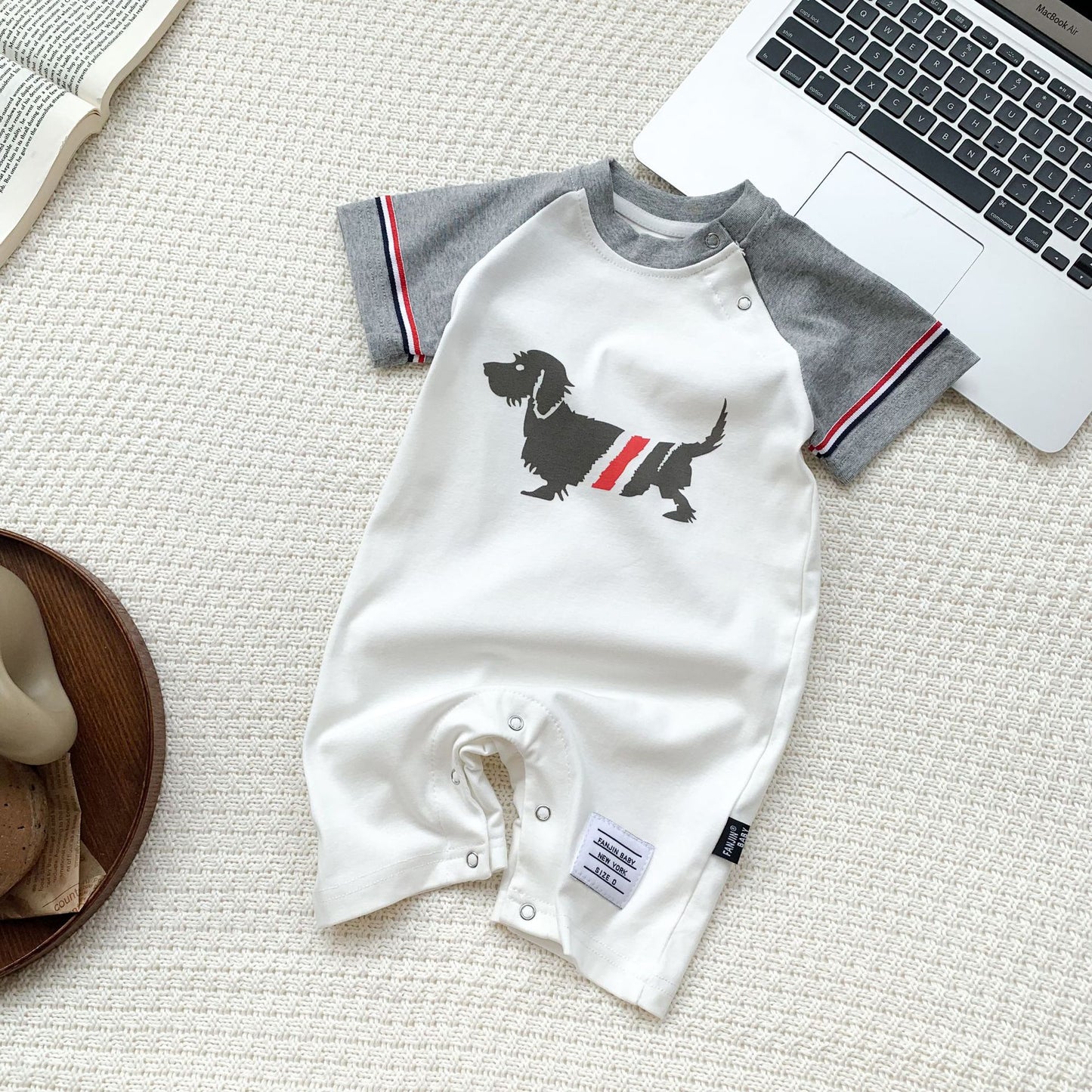 Born Fashion Korean Cartoon Puppy Color Matching Male Casual Jumpsuit, Climbing Suit