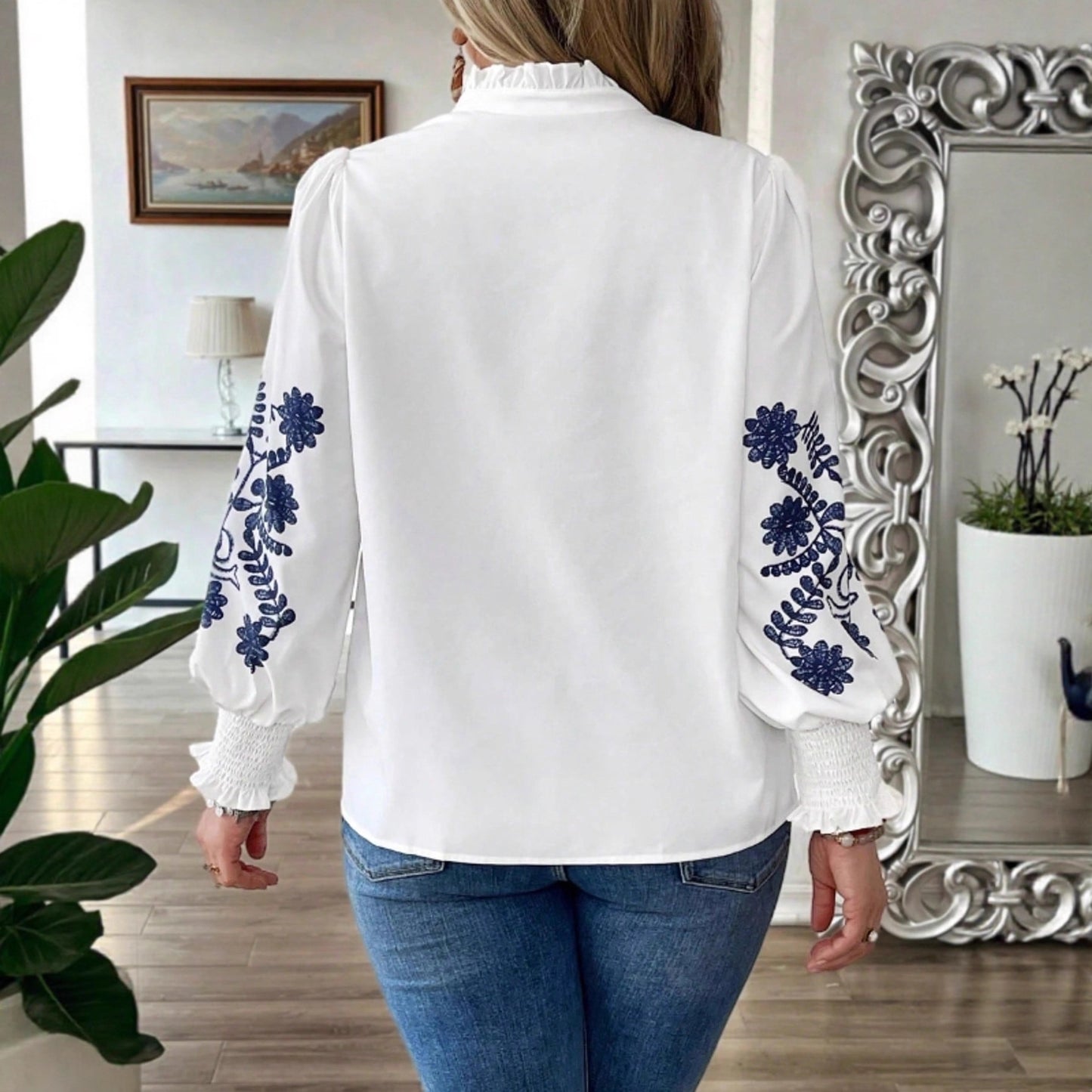 Women's Digital Printing Sleeves Smocking Details Fashionable Tops