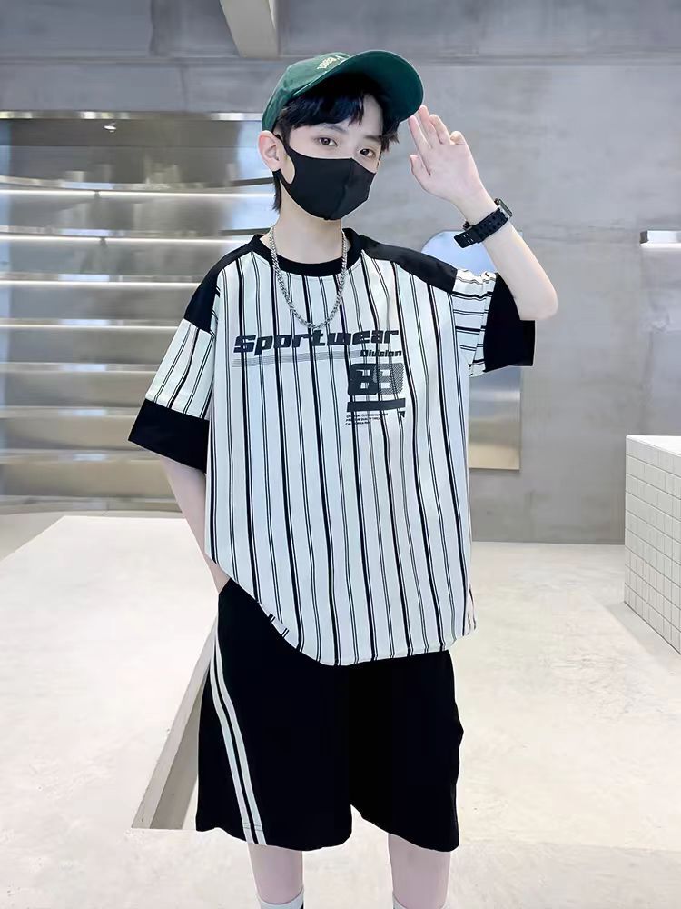 Children's Clothing Boys Summer Middle Big Handsome Stripes Short Sleeve Children's Suit