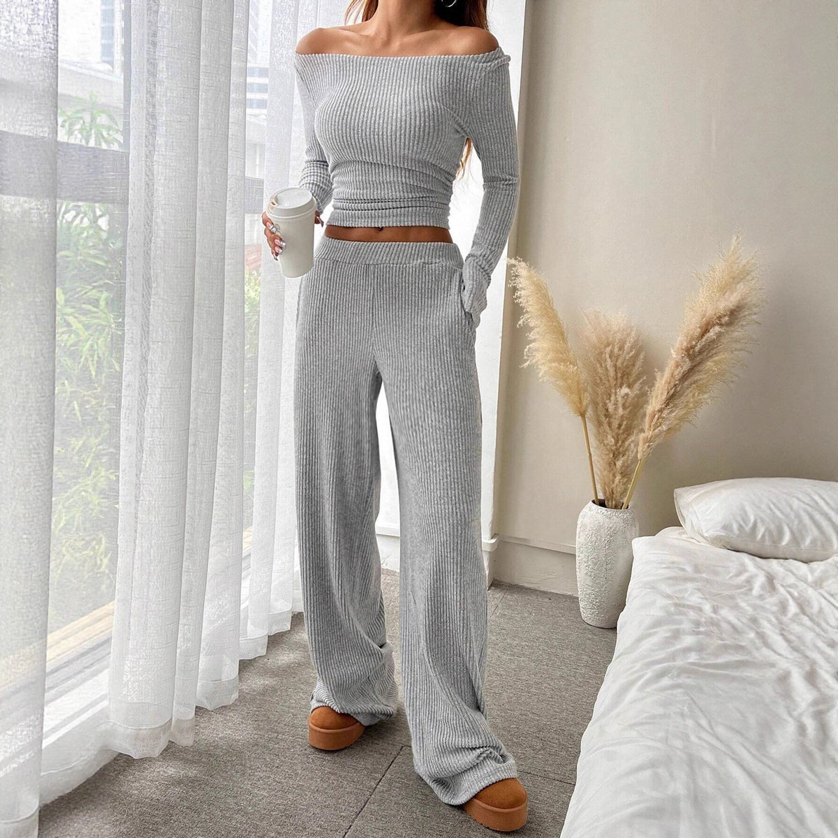 Women's Solid Color Elegant Two-piece Round Neck Pants