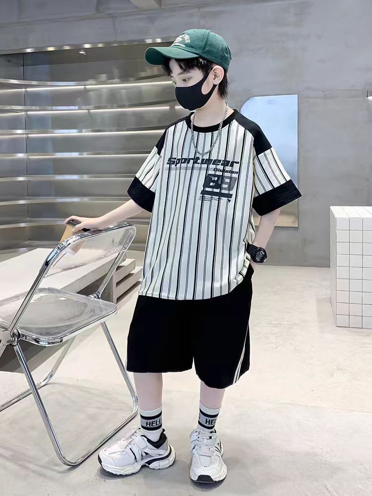Children's Clothing Boys Summer Middle Big Handsome Stripes Short Sleeve Children's Suit