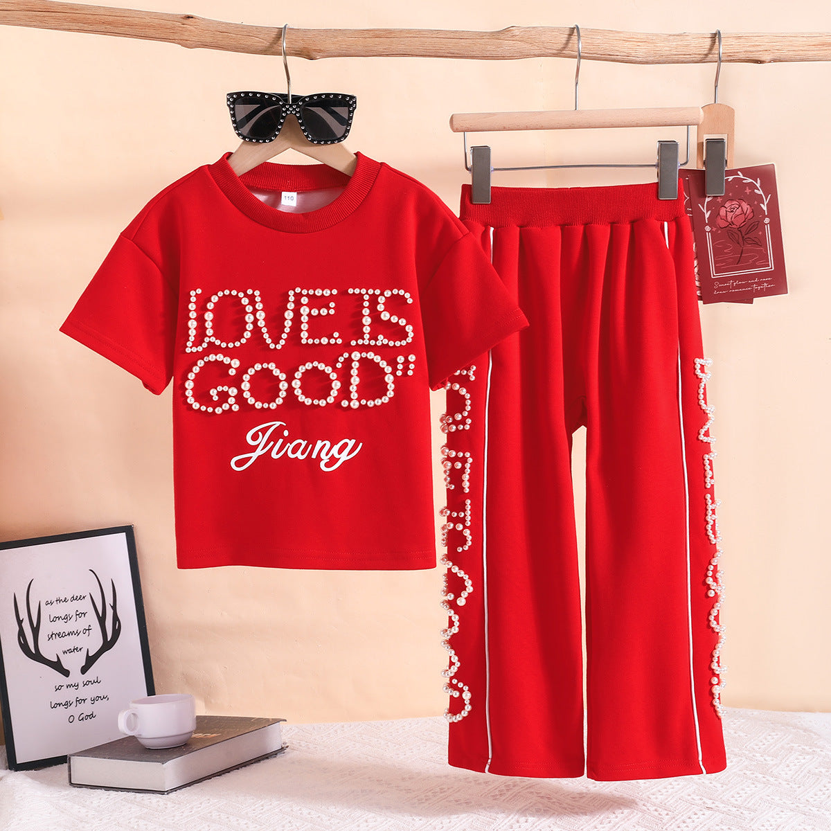 Design Sense Pearl Letter Short Sleeve Children's Suit