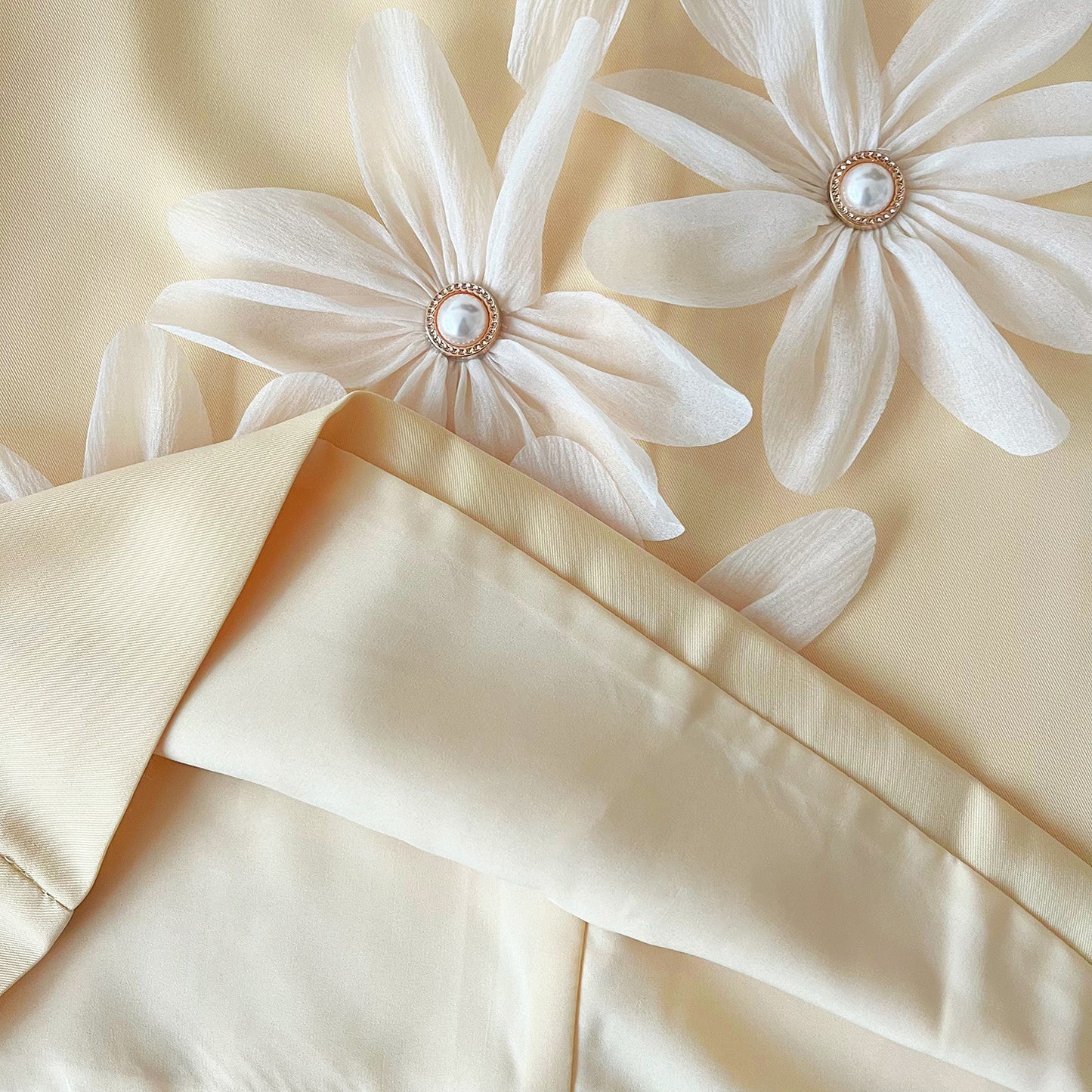 Flower Pleated Flounced Sleeve Long Elegant Children's Dress