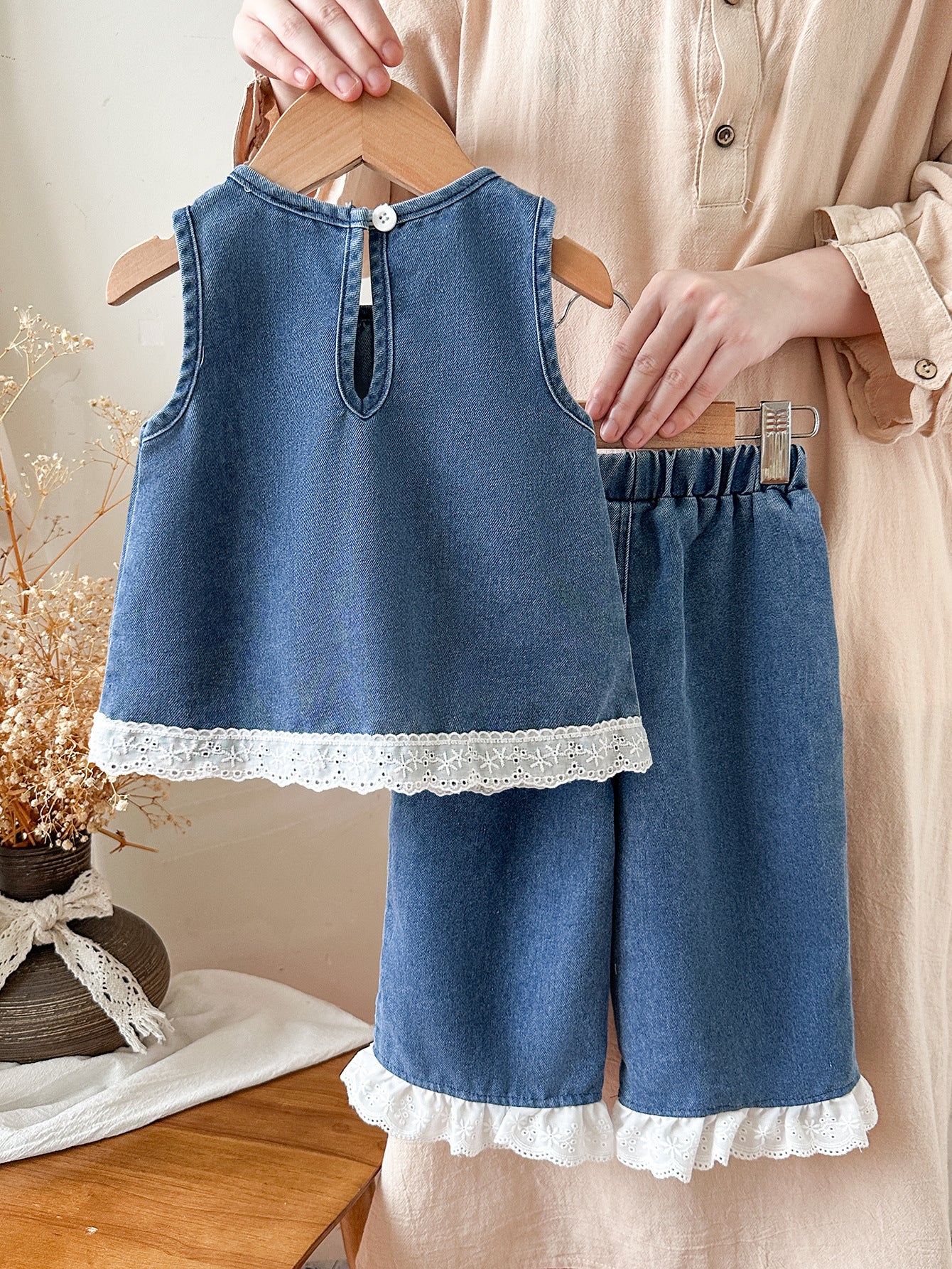 Clothes Western Style Doll Type Sleeveless Denim Stitching Lace Ruffle Children's Suit