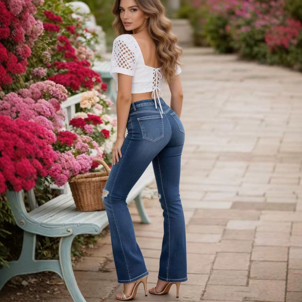 Retro Washed Ripped Slightly Spicy Female Jeans