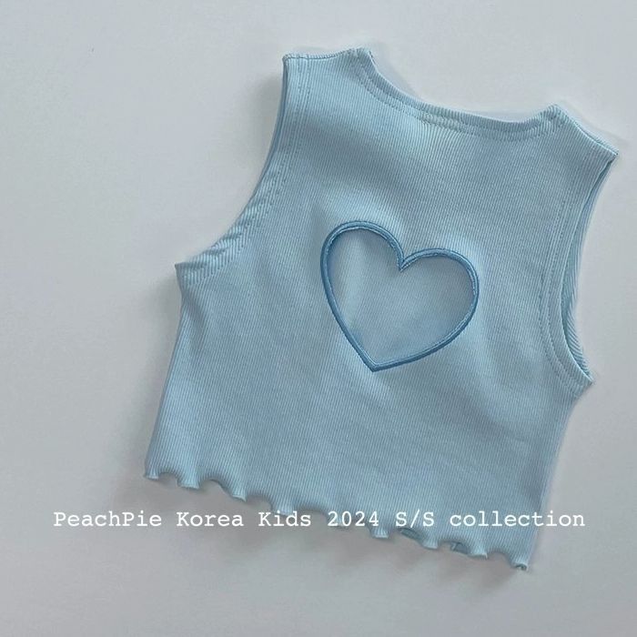 Summer Western Style Hollowed Heart Shape Fashion Personalized Short Children's T-shirt