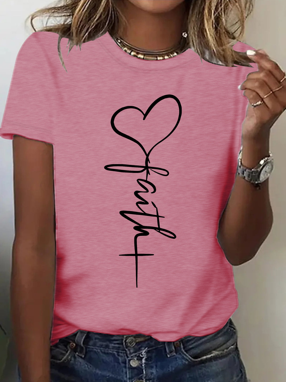 Women's Cute Printed Sleeve Elegant Heart Love Letter Pattern Round Neck Women's T-shirt