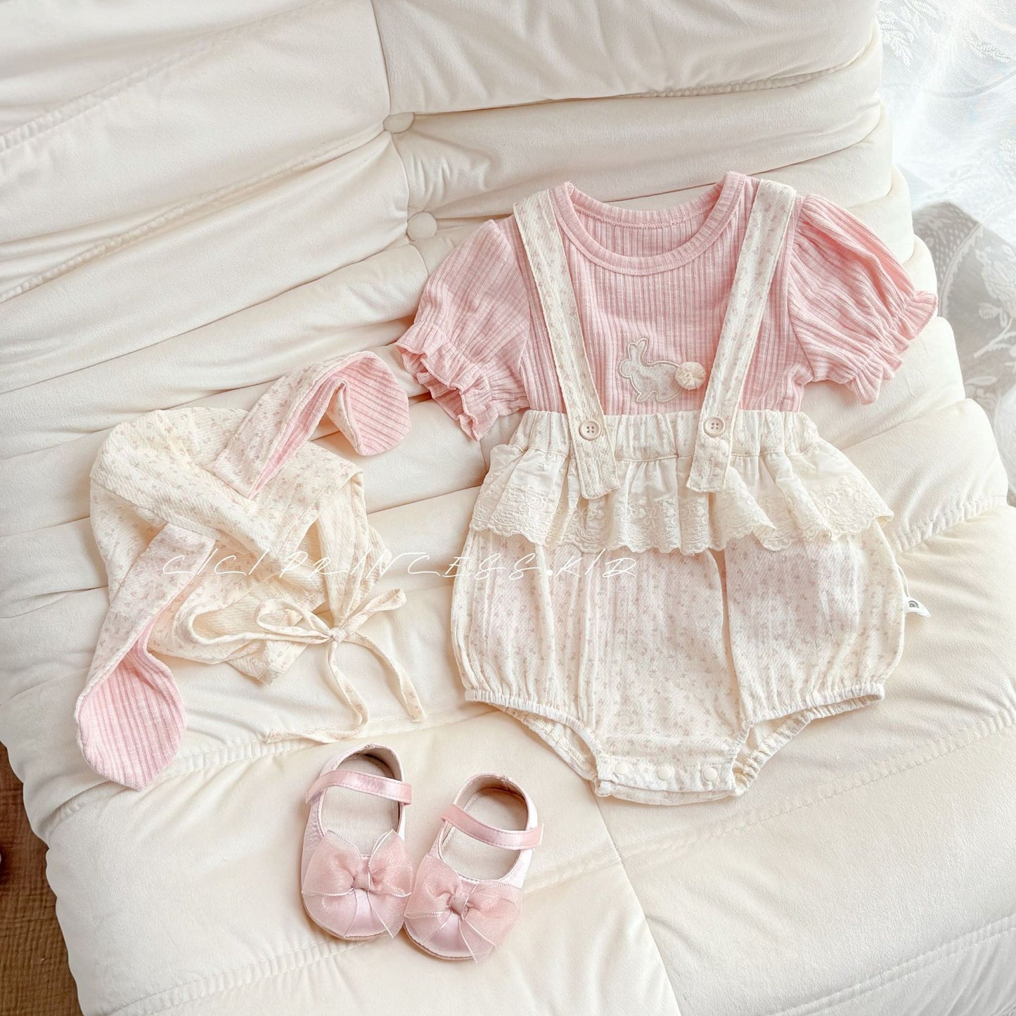 Sweet Super Cute Rabbit Outer Wear Graphy Hooded Strap Two-piece Jumpsuit, Climbing Suit