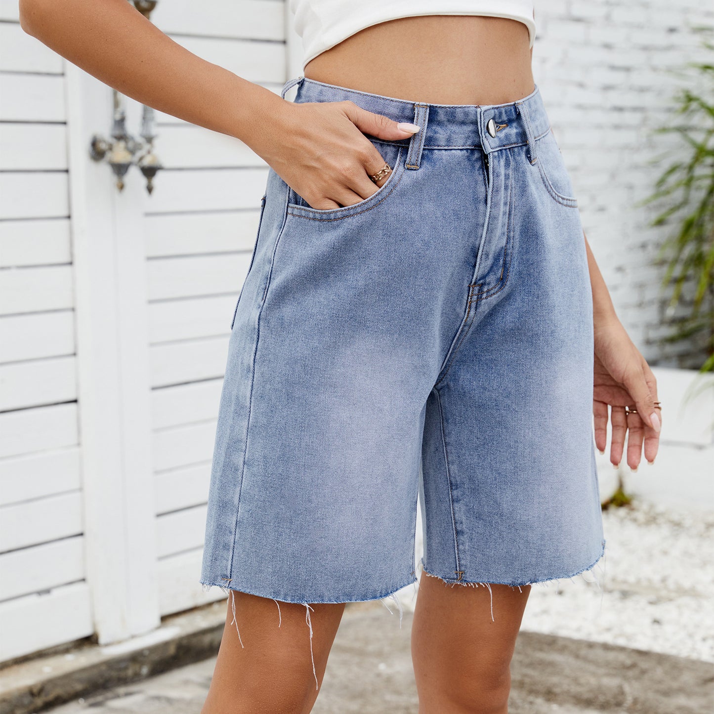 Women's Summer Washed Straight Casual Frayed Denim Shorts