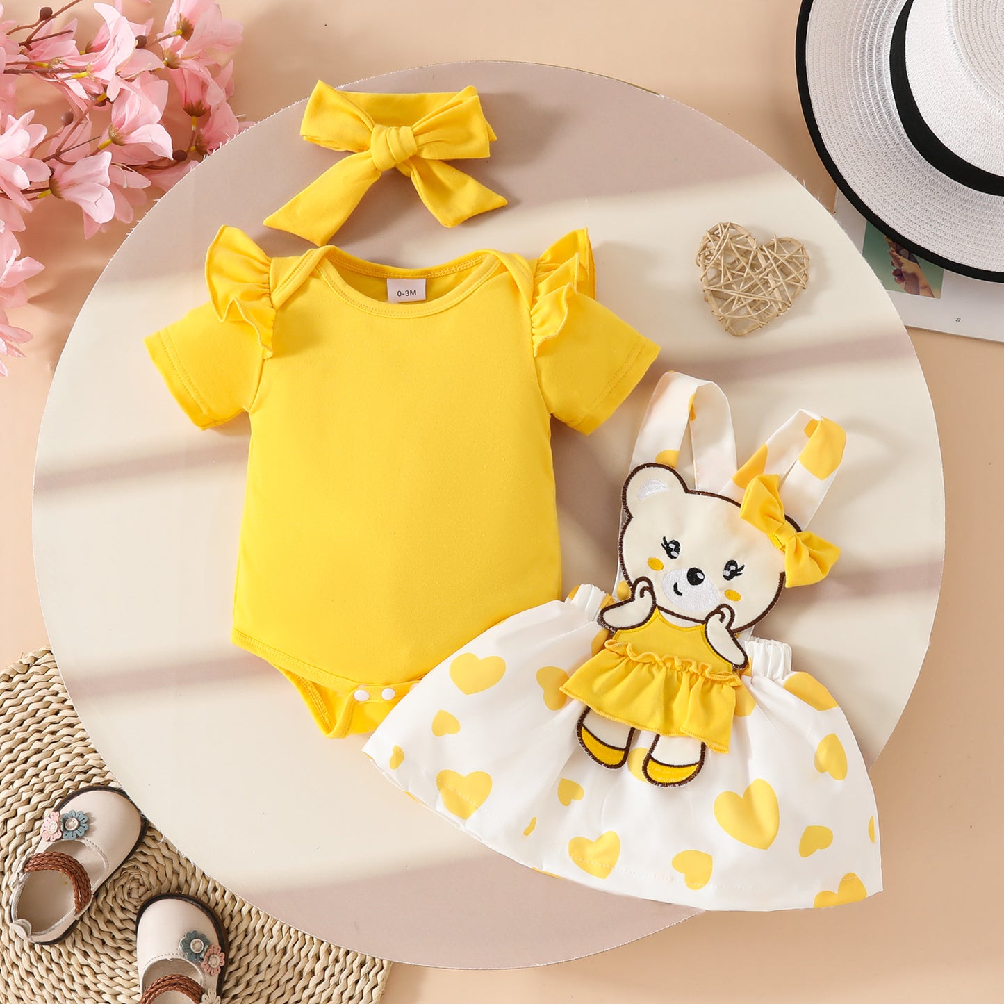 Cute Cartoon Bear Love Solid Color Short Sleeve Top Suspender Children's Suit