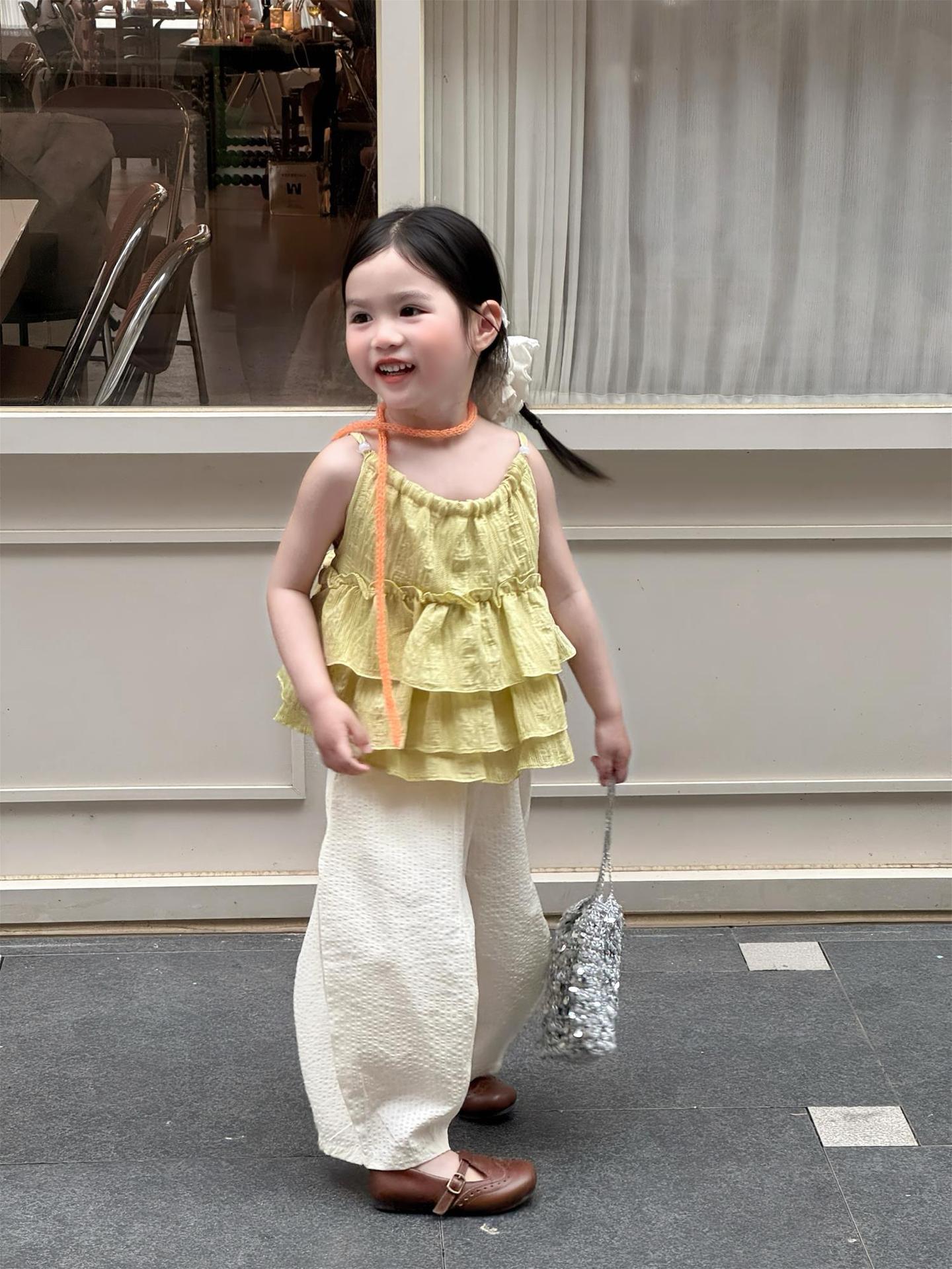 Fresh Avocado Color Ruffled Spaghetti Straps Top Bubble Pinstripe Loose Children's Suit