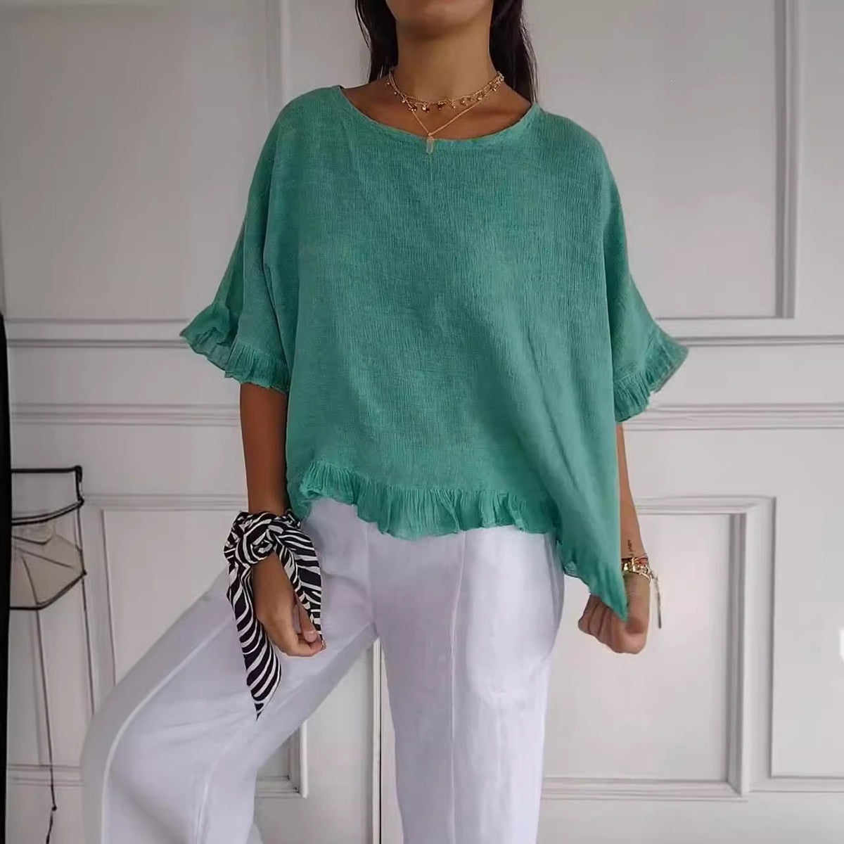 Women's Sleeve Stringy Seedge Round Neck Cotton Linen Solid Color Loose Shorts