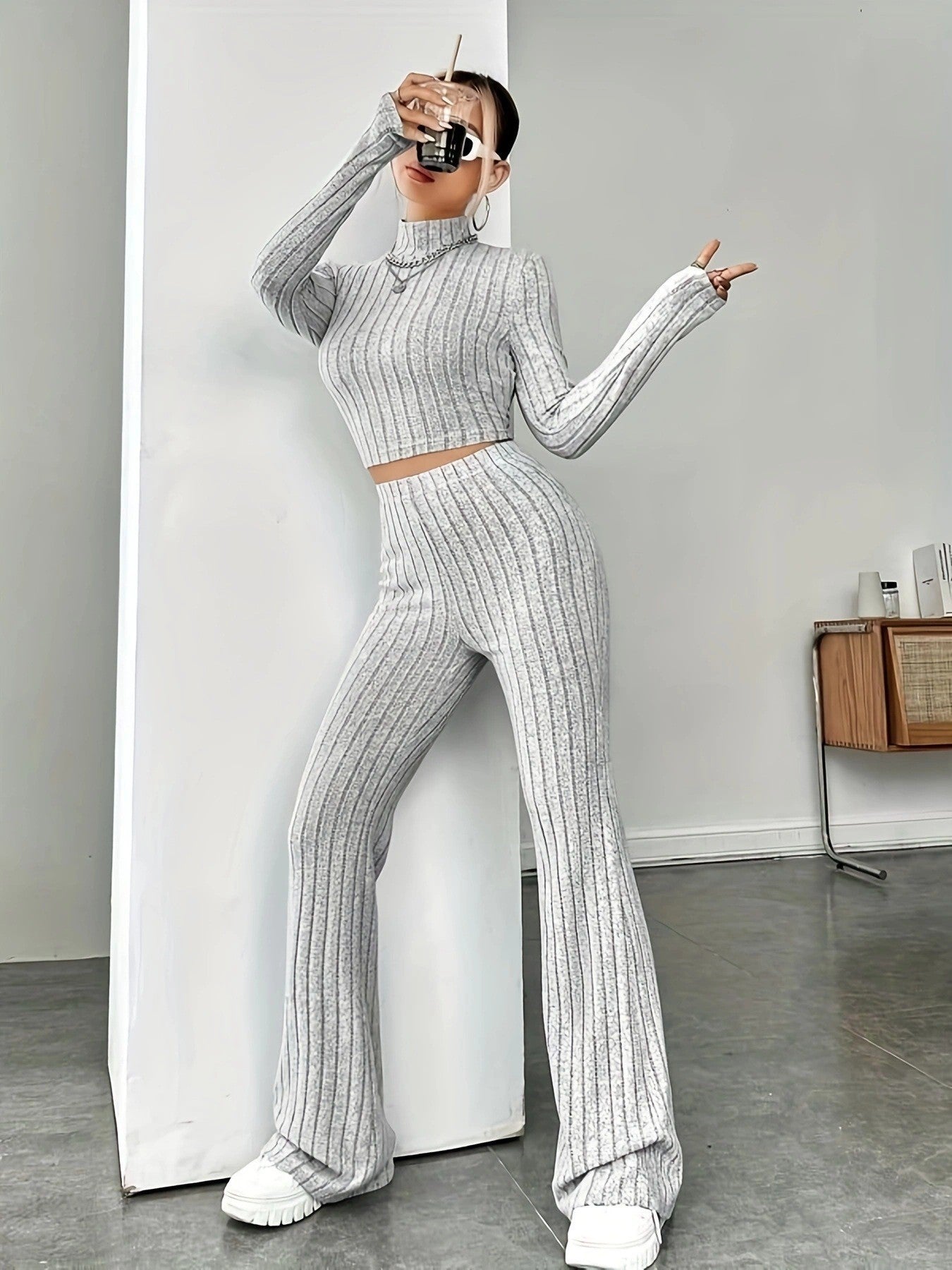Beautiful Versatile Women's Hot Knitting Two-piece Clothing
