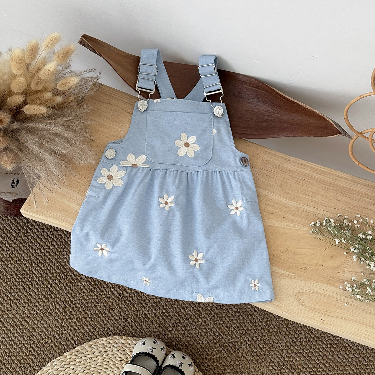 Cute Floral Embroidered Suspender Blue Princess Style Loose Children's Dress