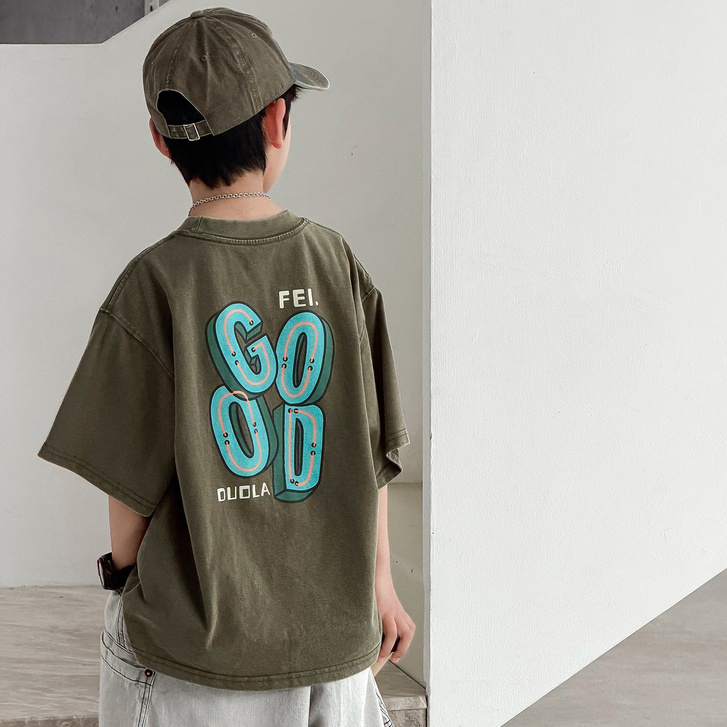 Children's Summer Clothes Loose Top Boys Medium Big Fashion Children's T-shirt