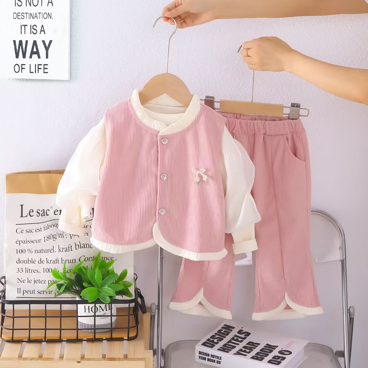 Clothes Casual Pants Three-piece Princess Suspender Children's Suit